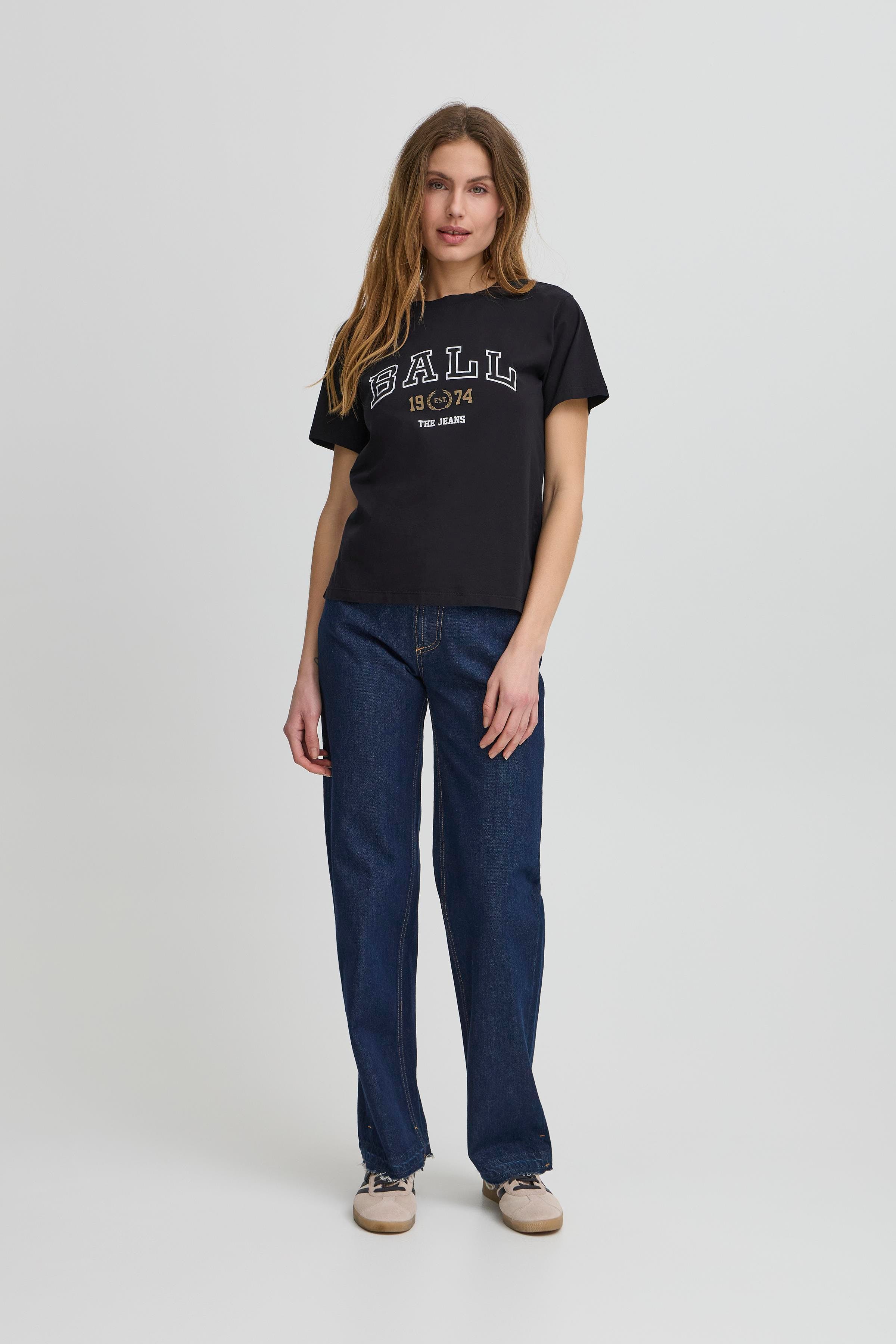 BASATINO T-shirt LOOKBOOK FRONT 50405153-204005