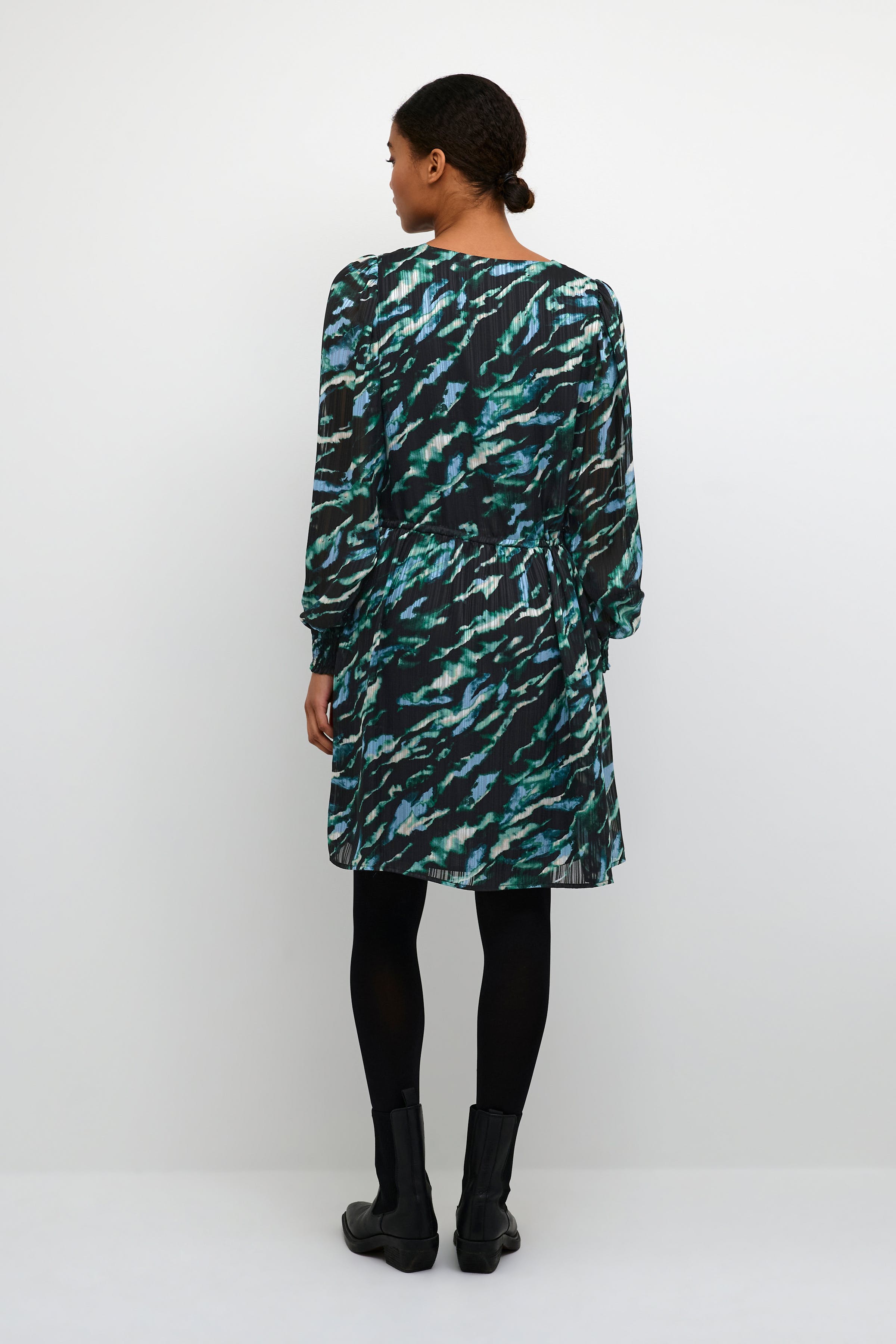 KAchucky Kjole LOOKBOOK BACK 10508128-105180