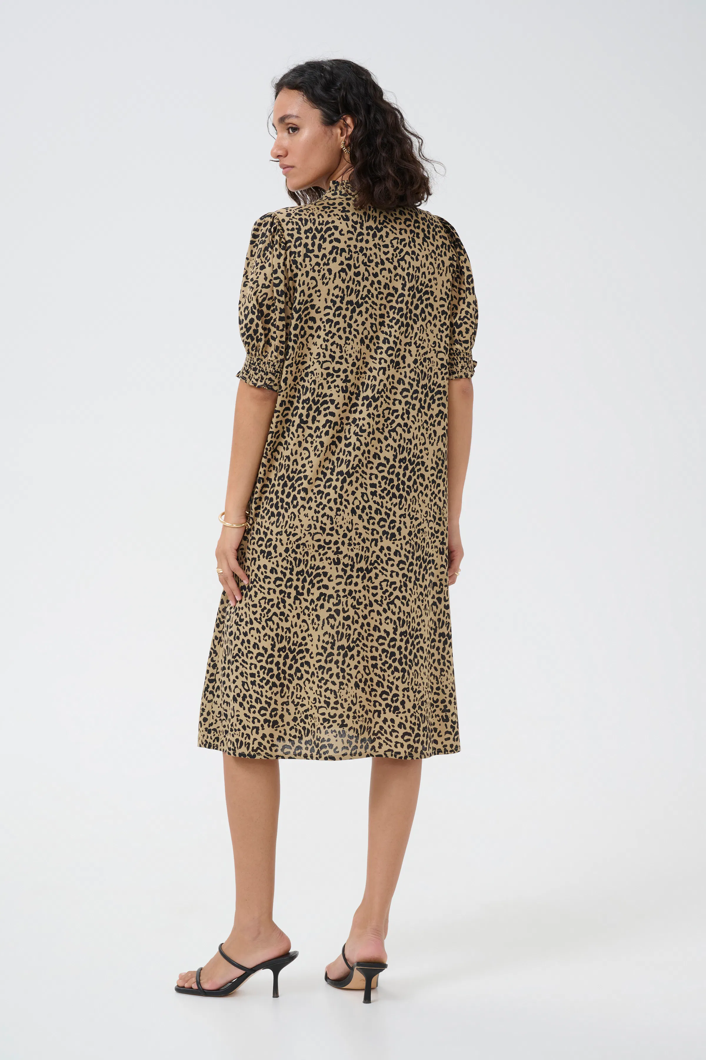 KAbeathe Kjole LOOKBOOK BACK 10552361-107213