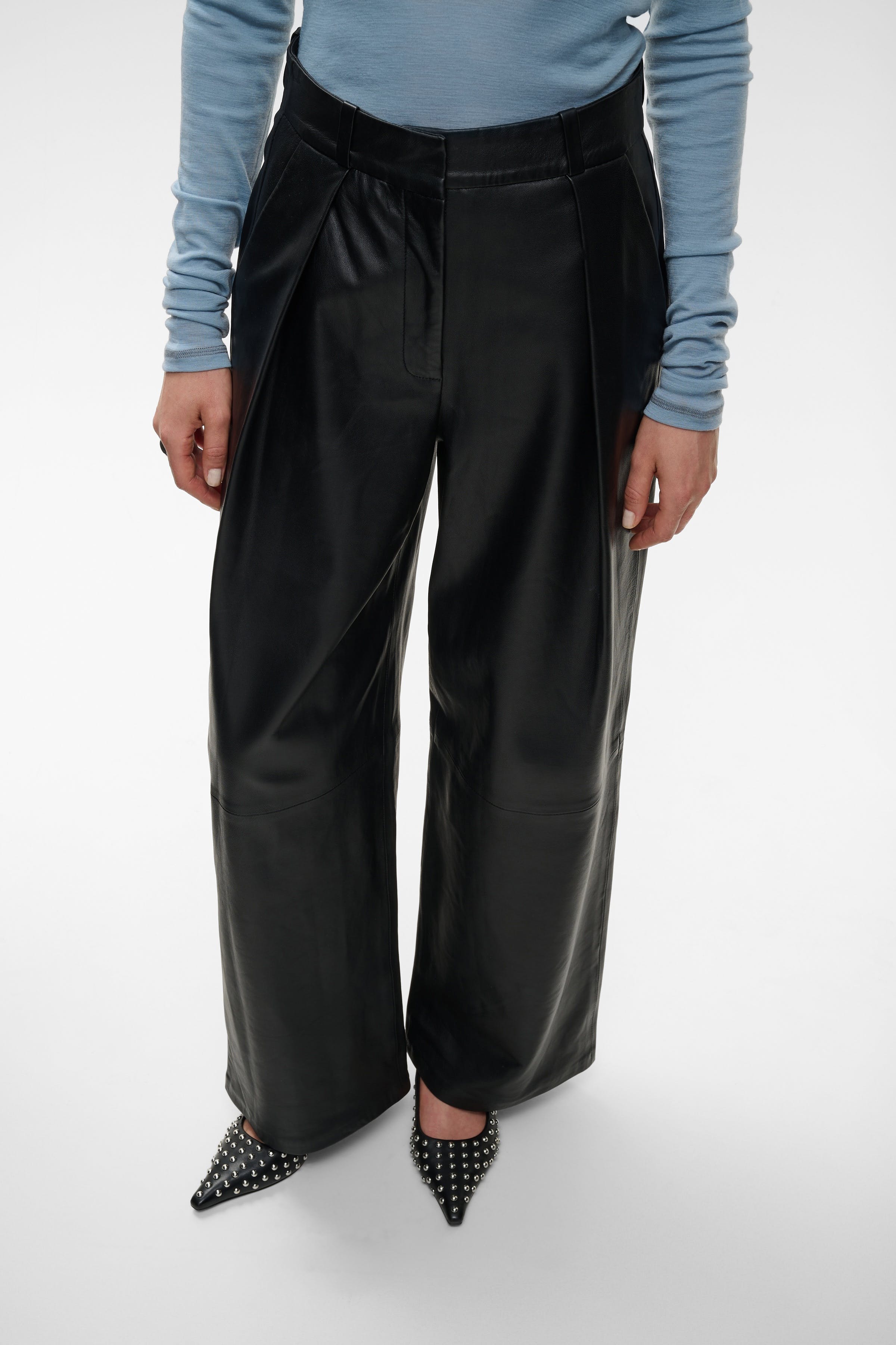 IOLORAINE Trousers LOOKBOOK FRONT 30600752-BK999