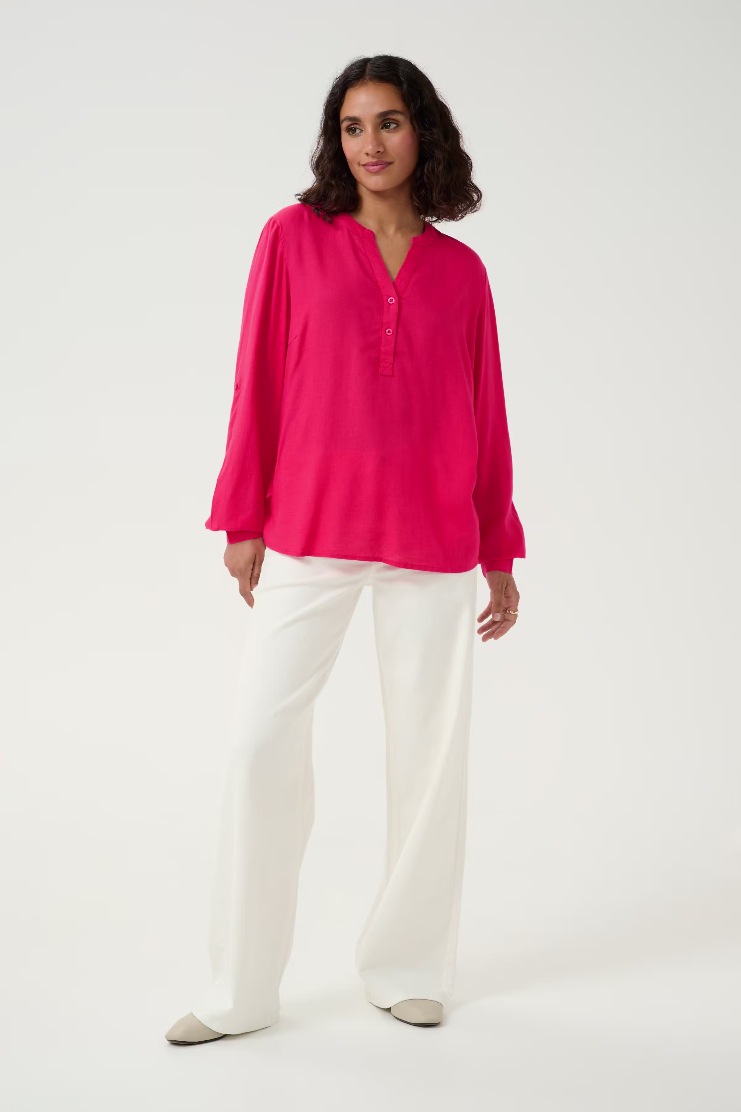 KAmilia Lin bluse LOOKBOOK FRONT 10508313-181754