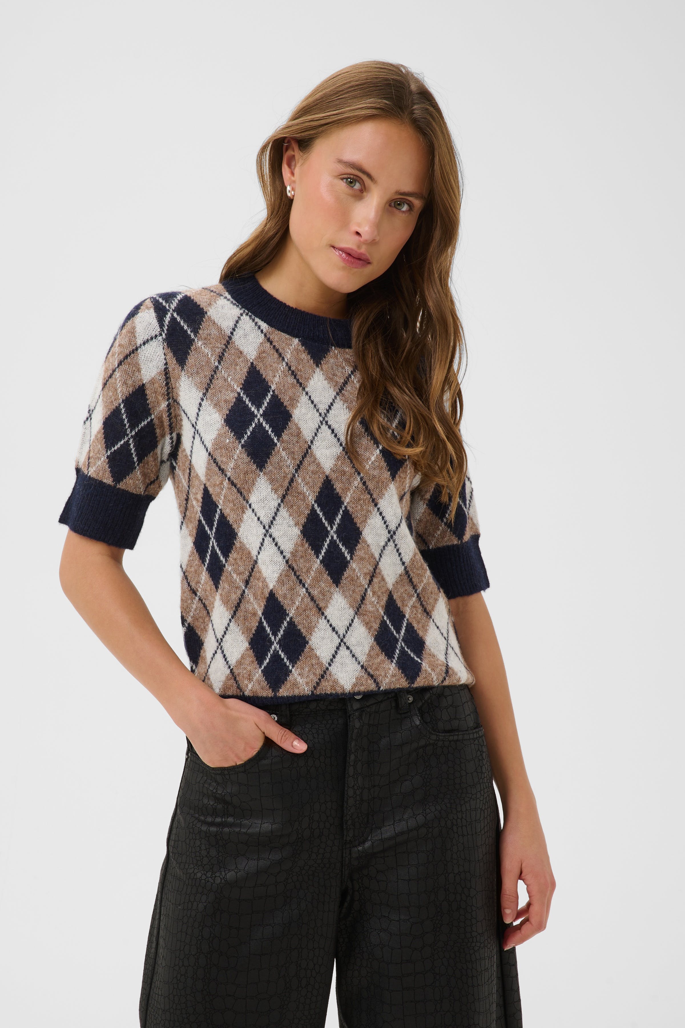 KAharlow Pullover LOOKBOOK FRONT 10512427-1000645
