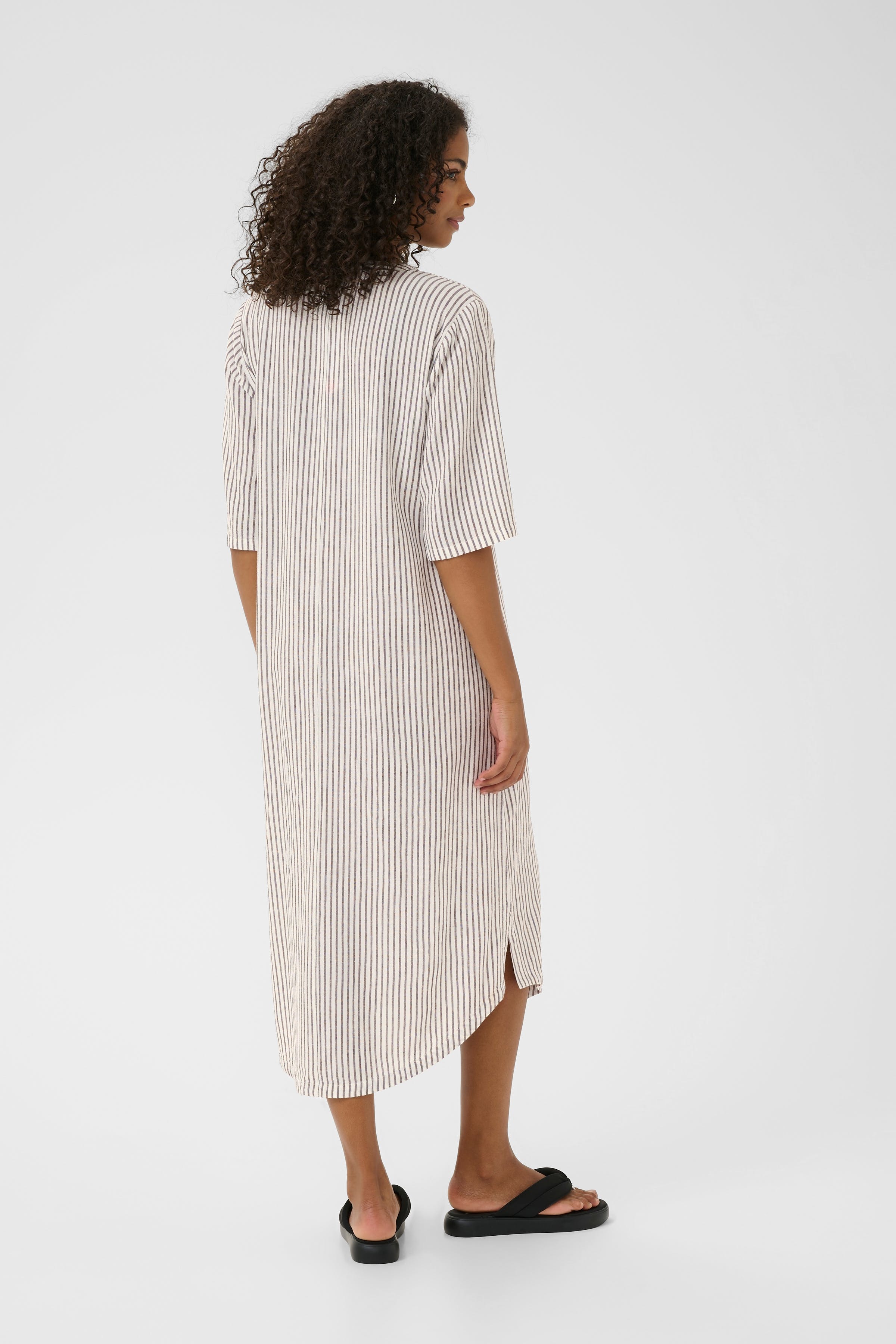 KAmilia Linen dress LOOKBOOK BACK 10508312-107749