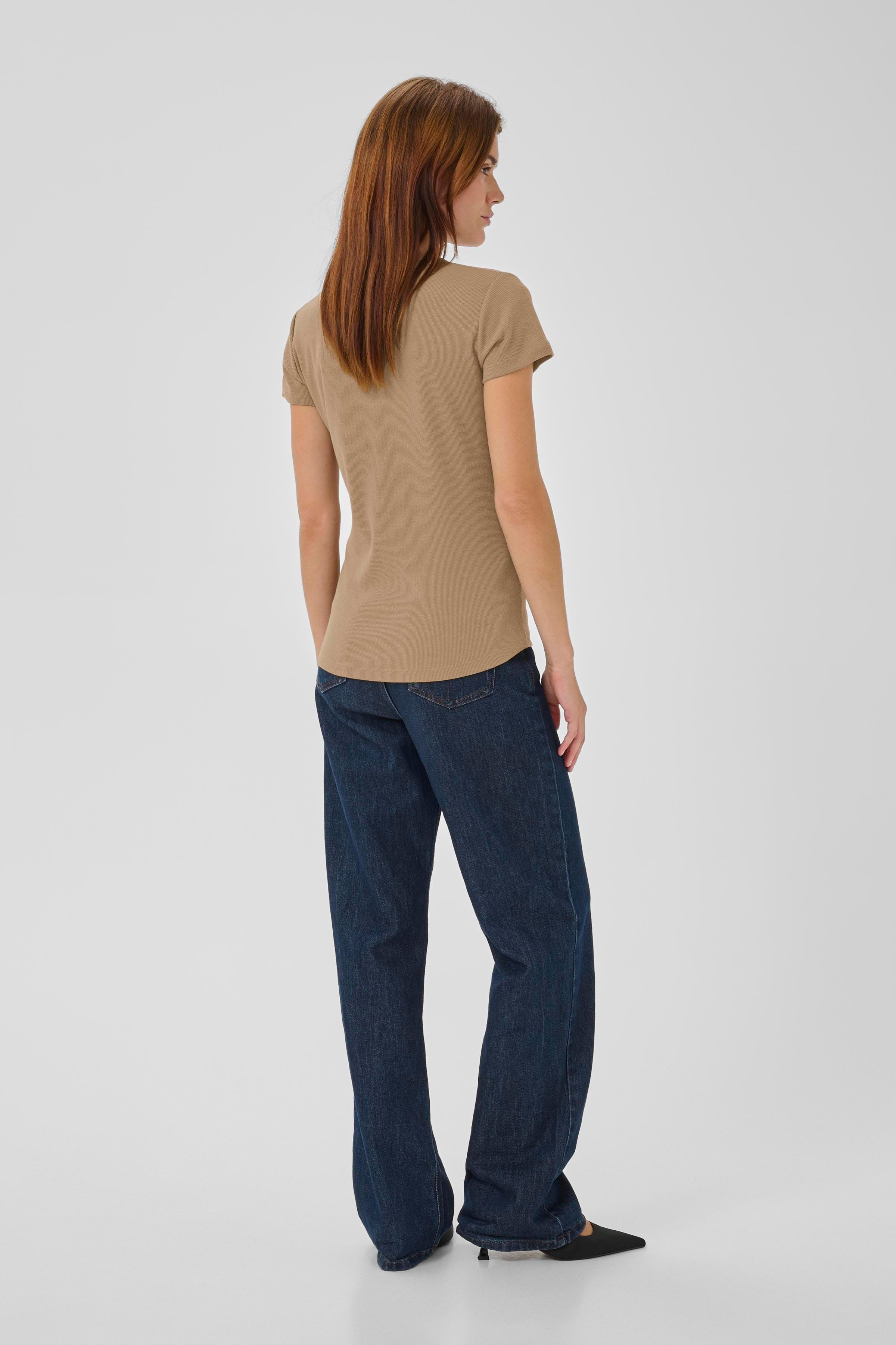 09 THE MANDY TEE LOOKBOOK BACK 10704859-171314