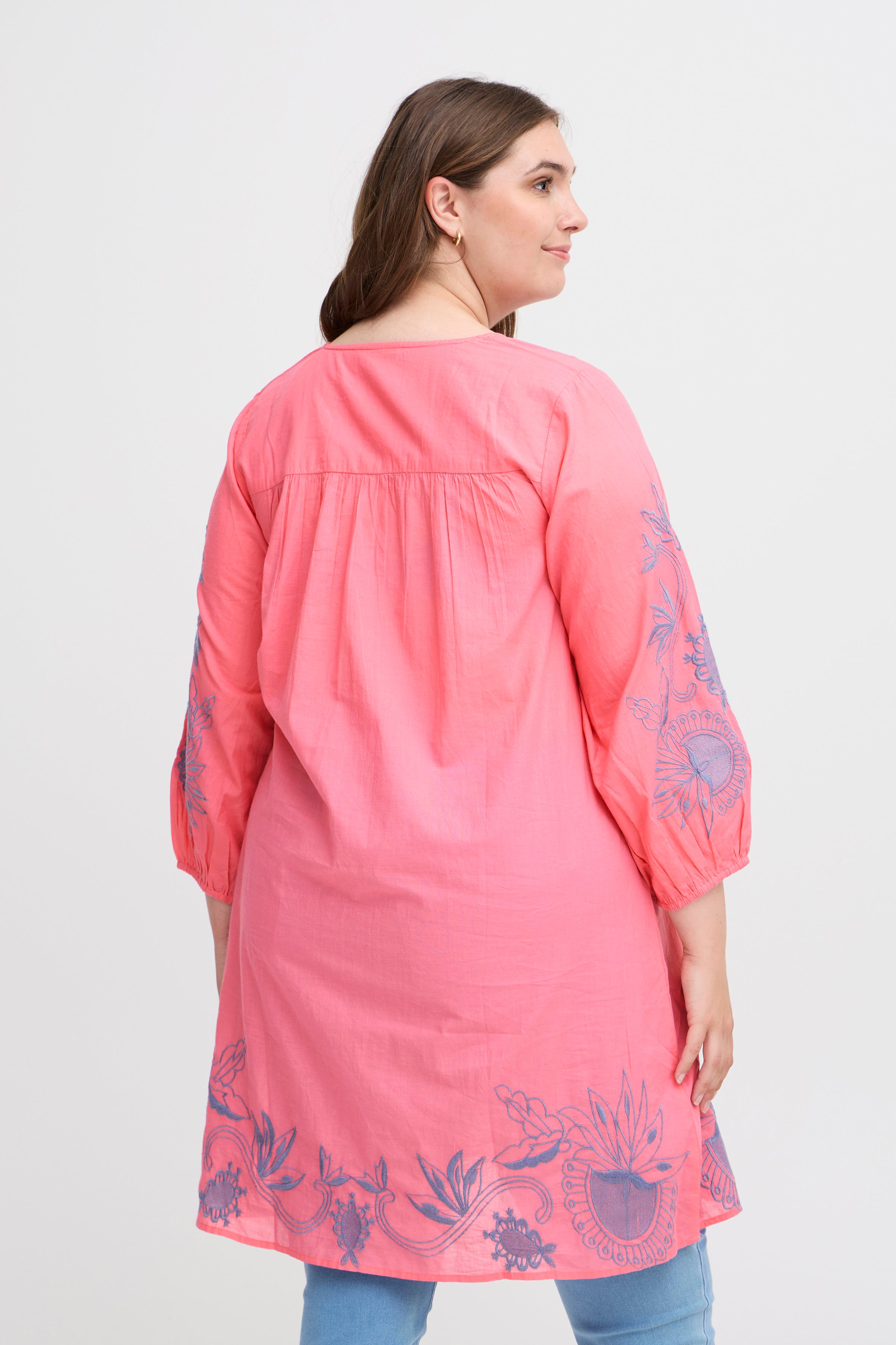 SWALORA Kleid LOOKBOOK BACK 20614051-203015