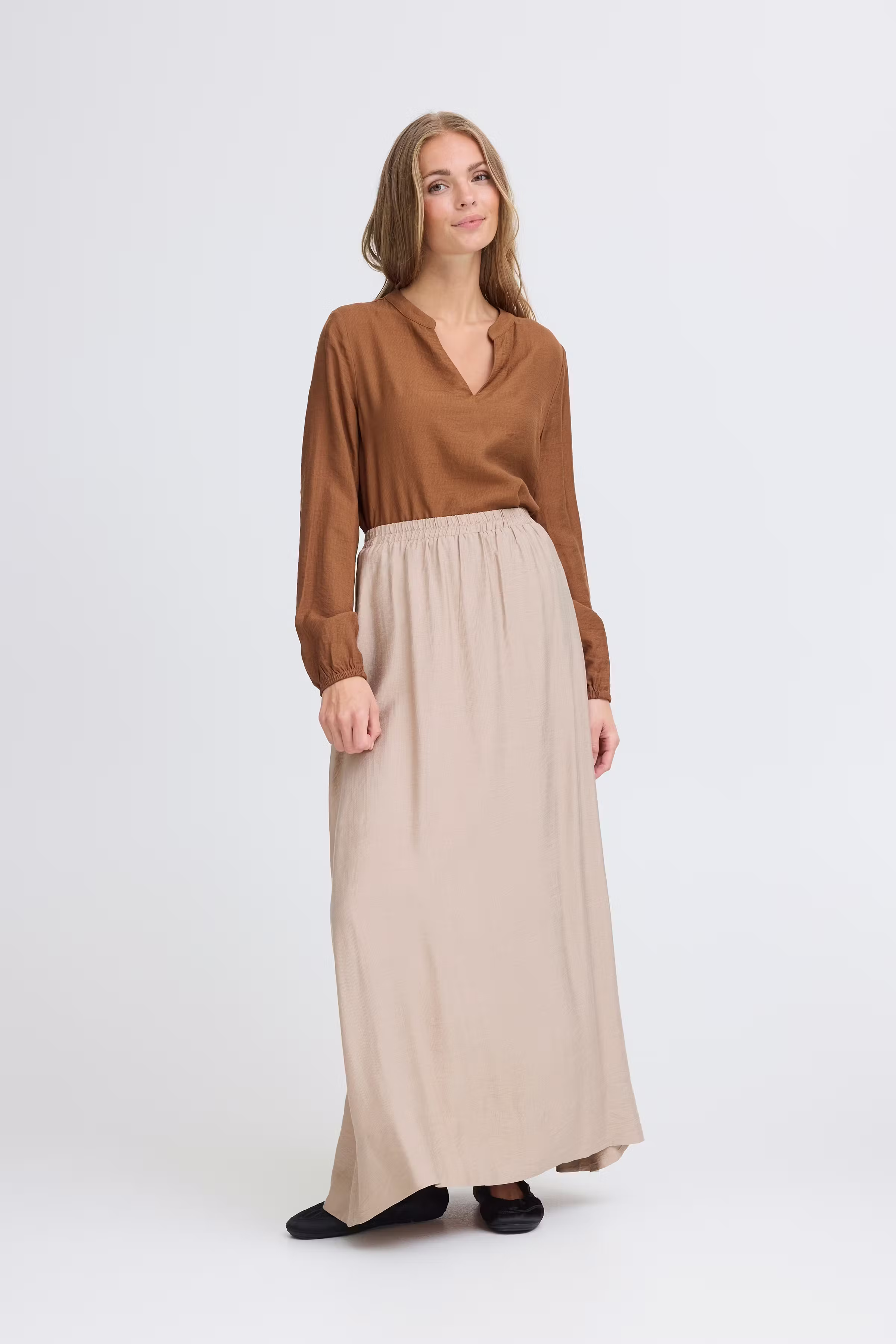 IHJOA Skjørt LOOKBOOK FRONT 20123843-160906