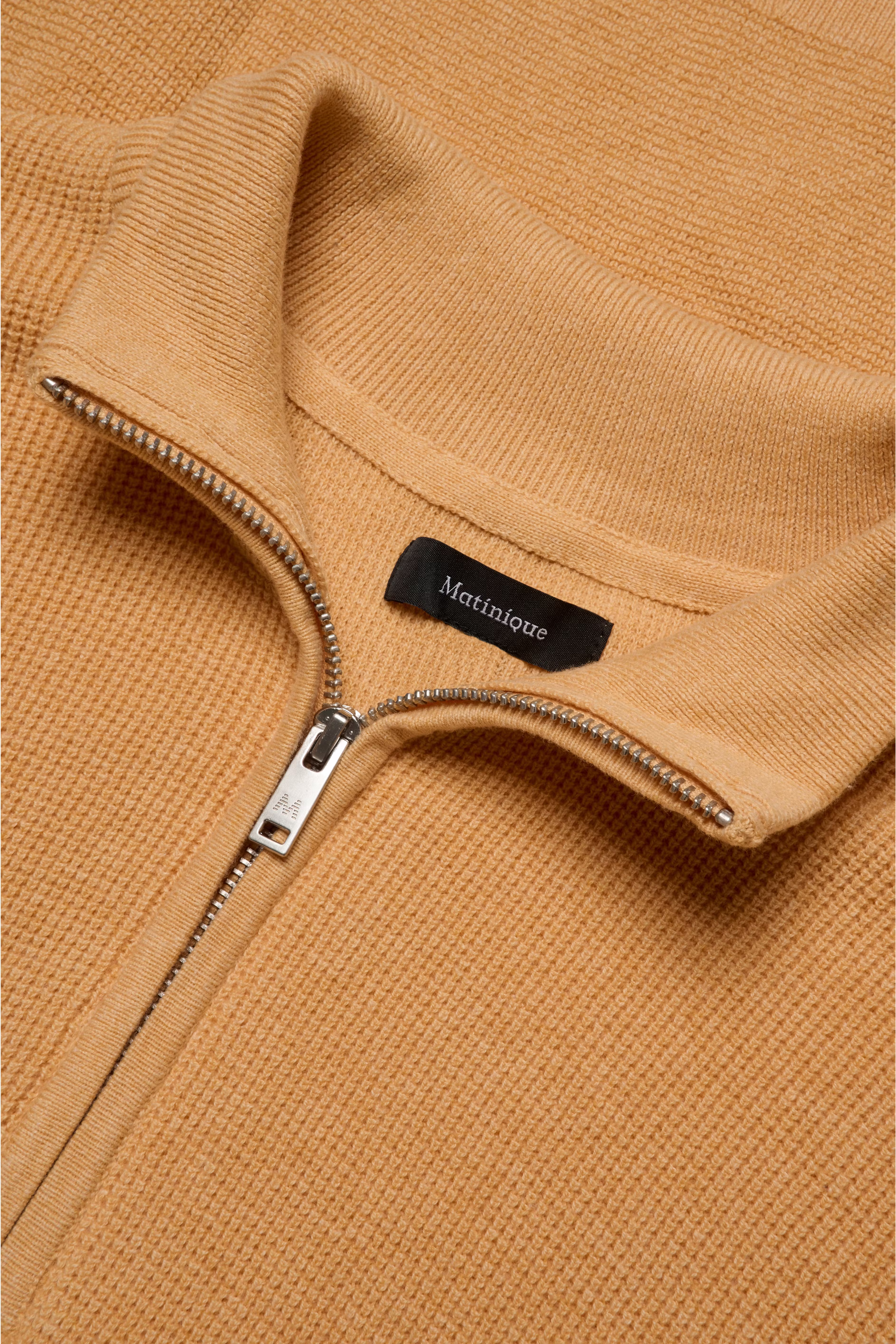 MAlagoon Half-Zip Pullover PACK DETAIL 30207192-130939