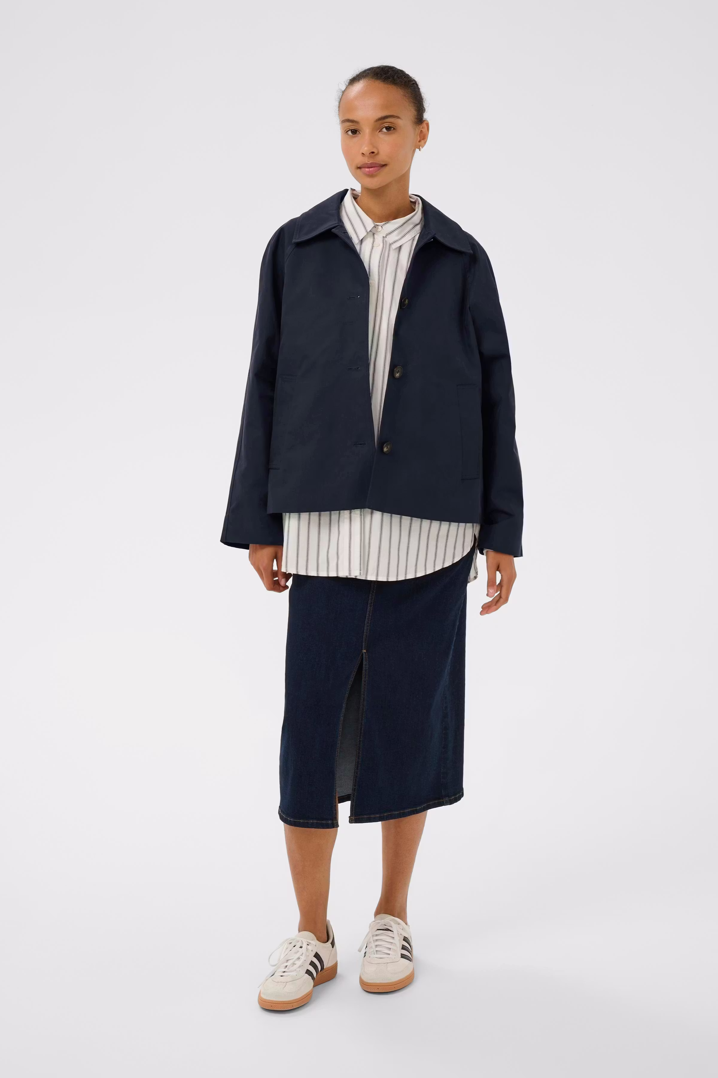 AlinnaPW Ytterplagg LOOKBOOK FRONT 30310600-194013