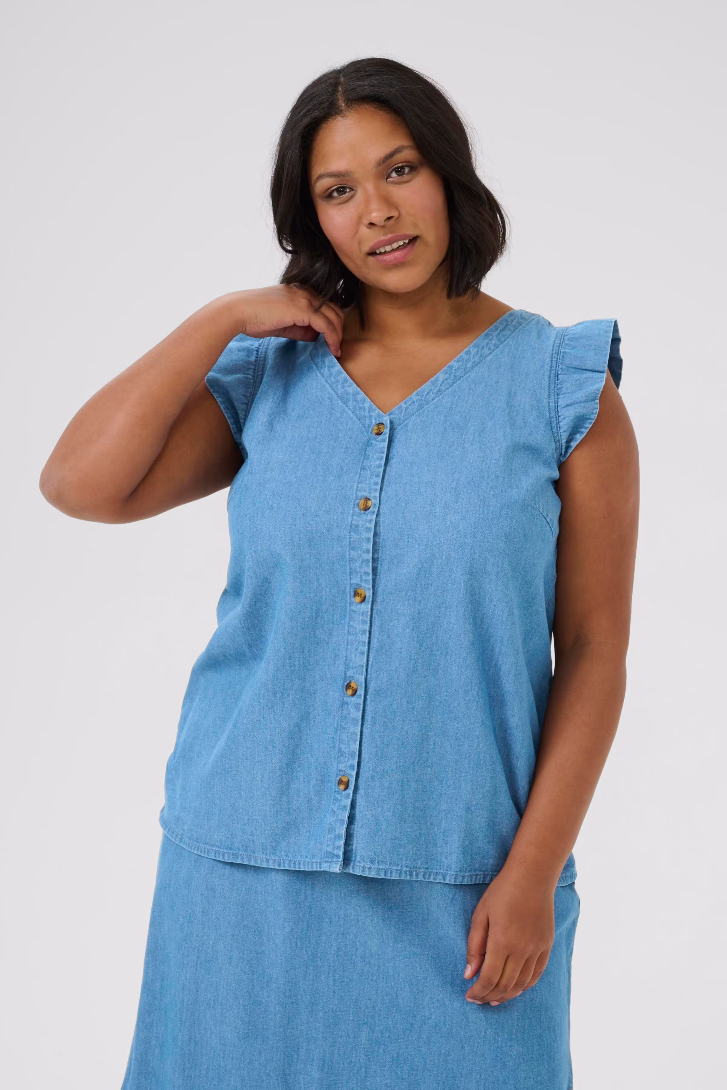 KClouisa Bluse LOOKBOOK FRONT 10583461-105707