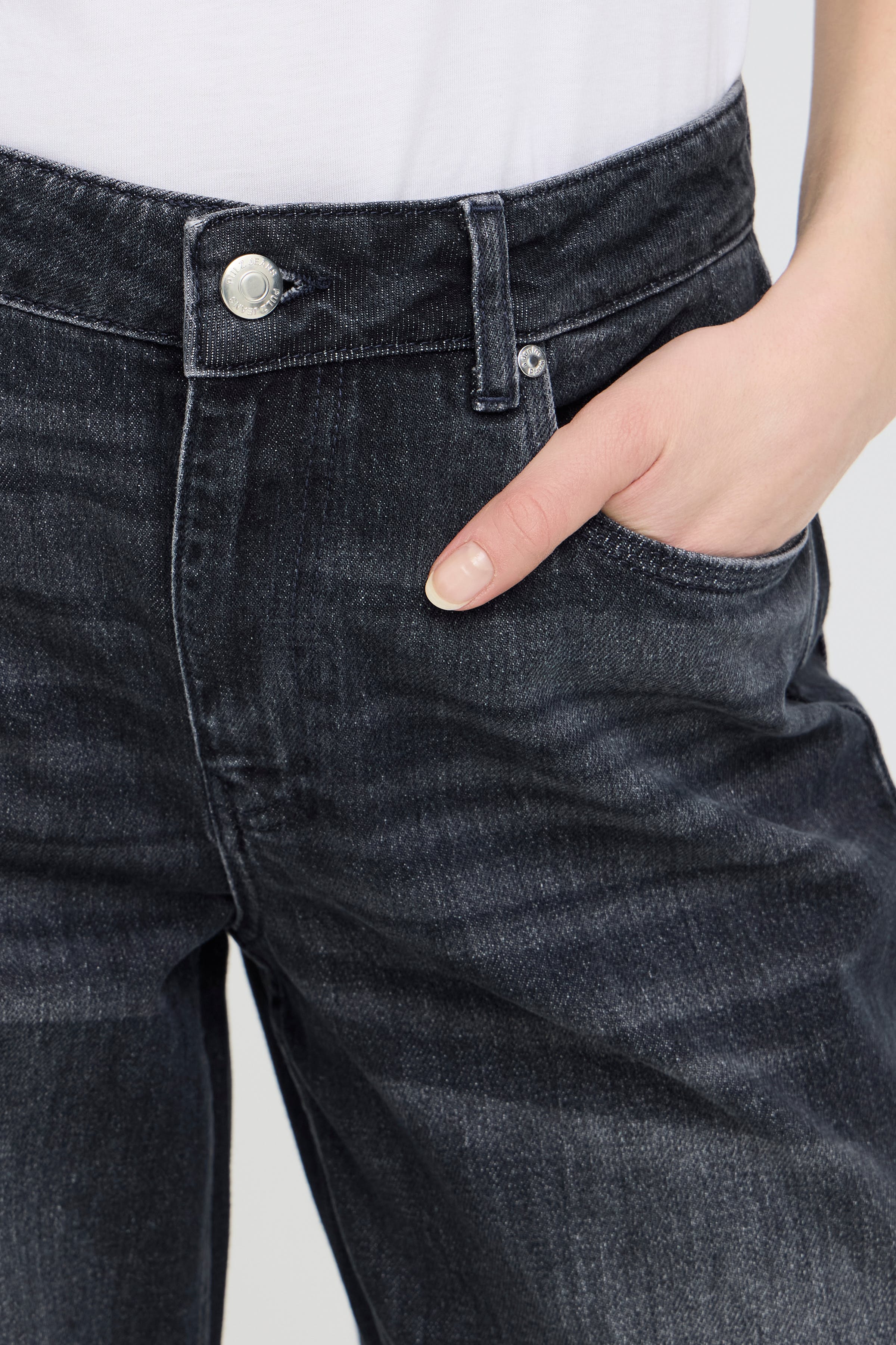 PZVEGA UHW Jeans Wide Leg LOOKBOOK DETAIL 50207173-900004239