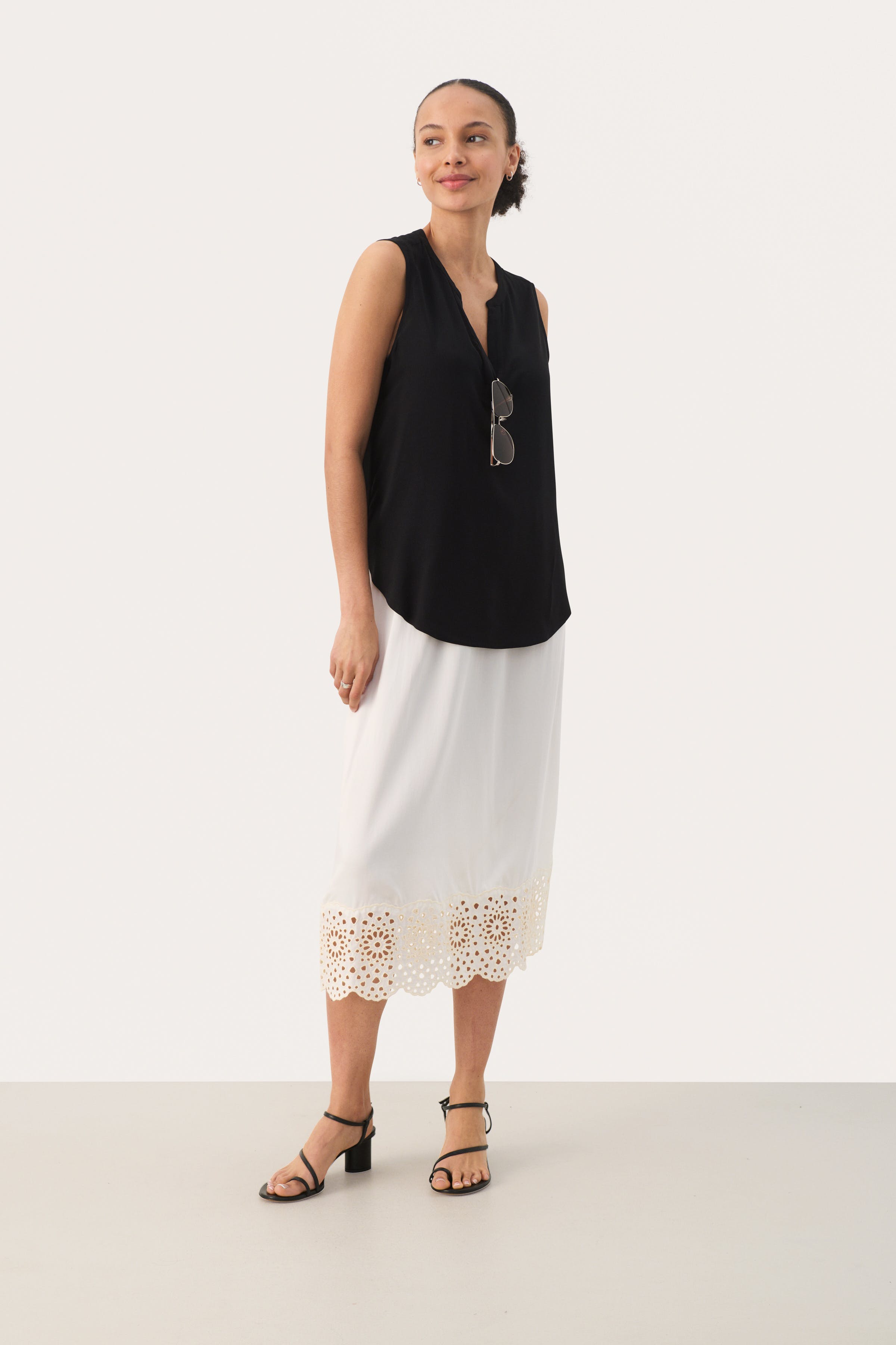 GatiniPW Lace skirt LOOKBOOK BACK 30308629-114801