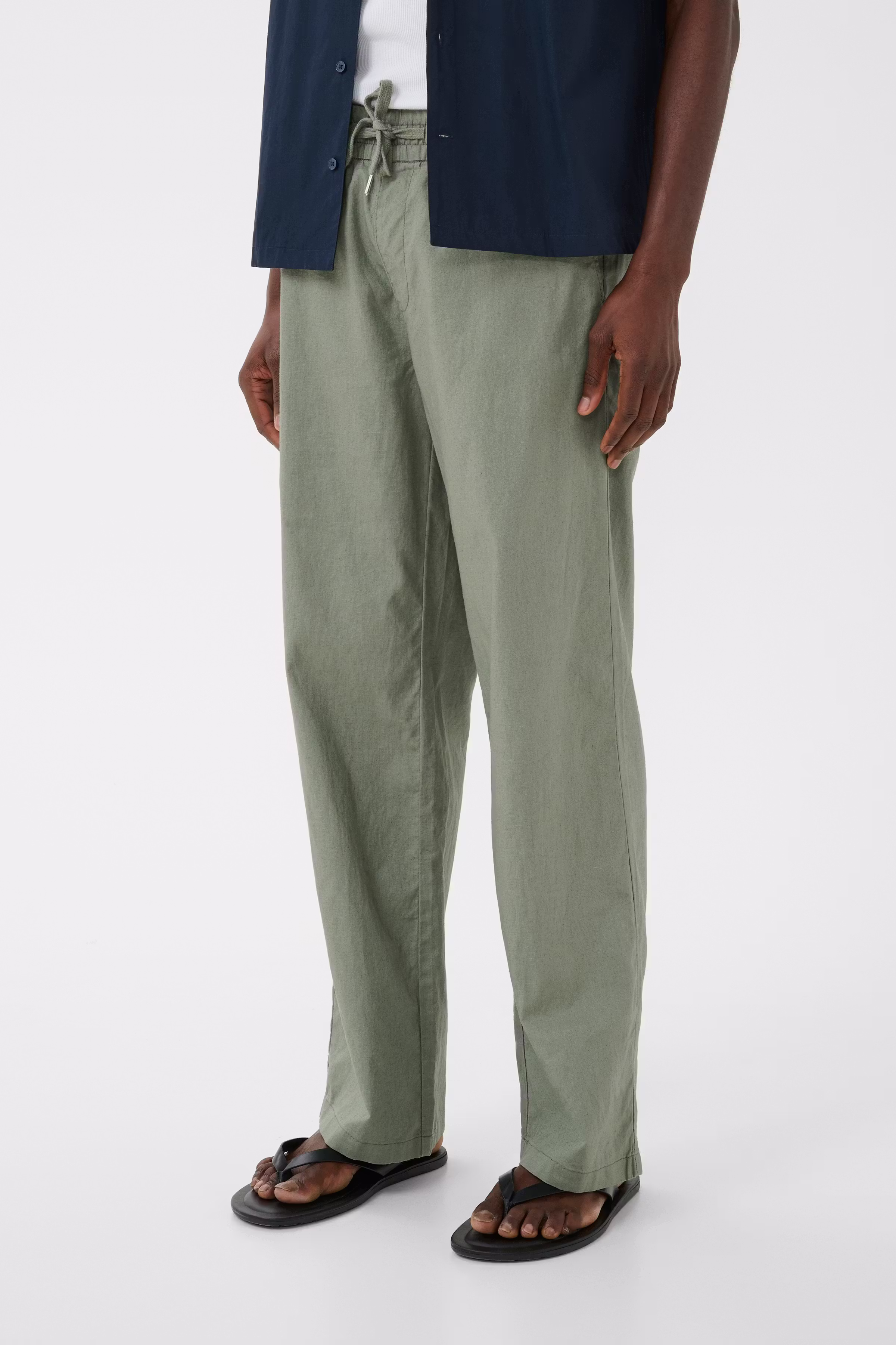 MABarton Wide Bukser LOOKBOOK FRONT 30208435-176212