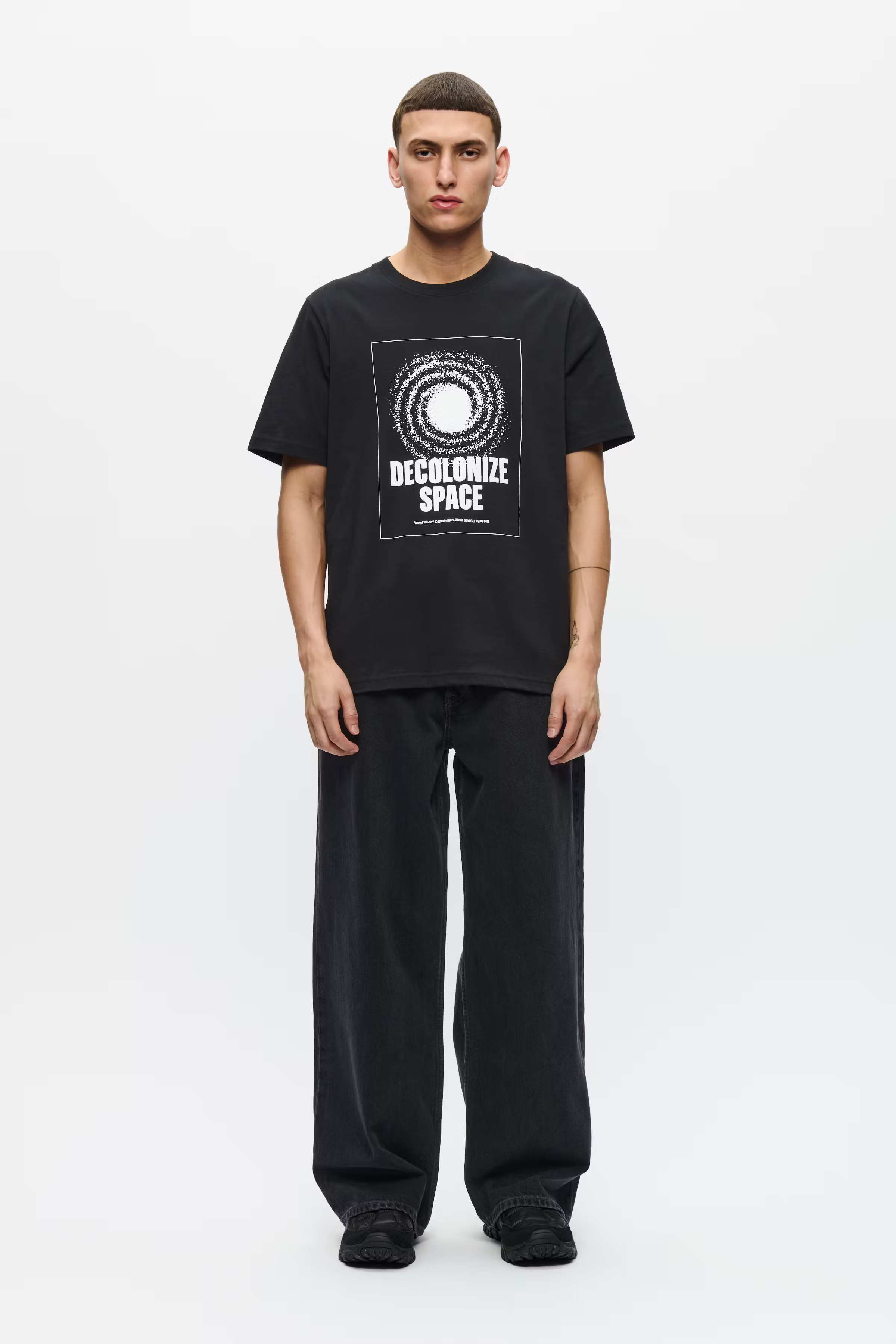 WWBobby T-shirt LOOKBOOK FRONT 30251561-303700
