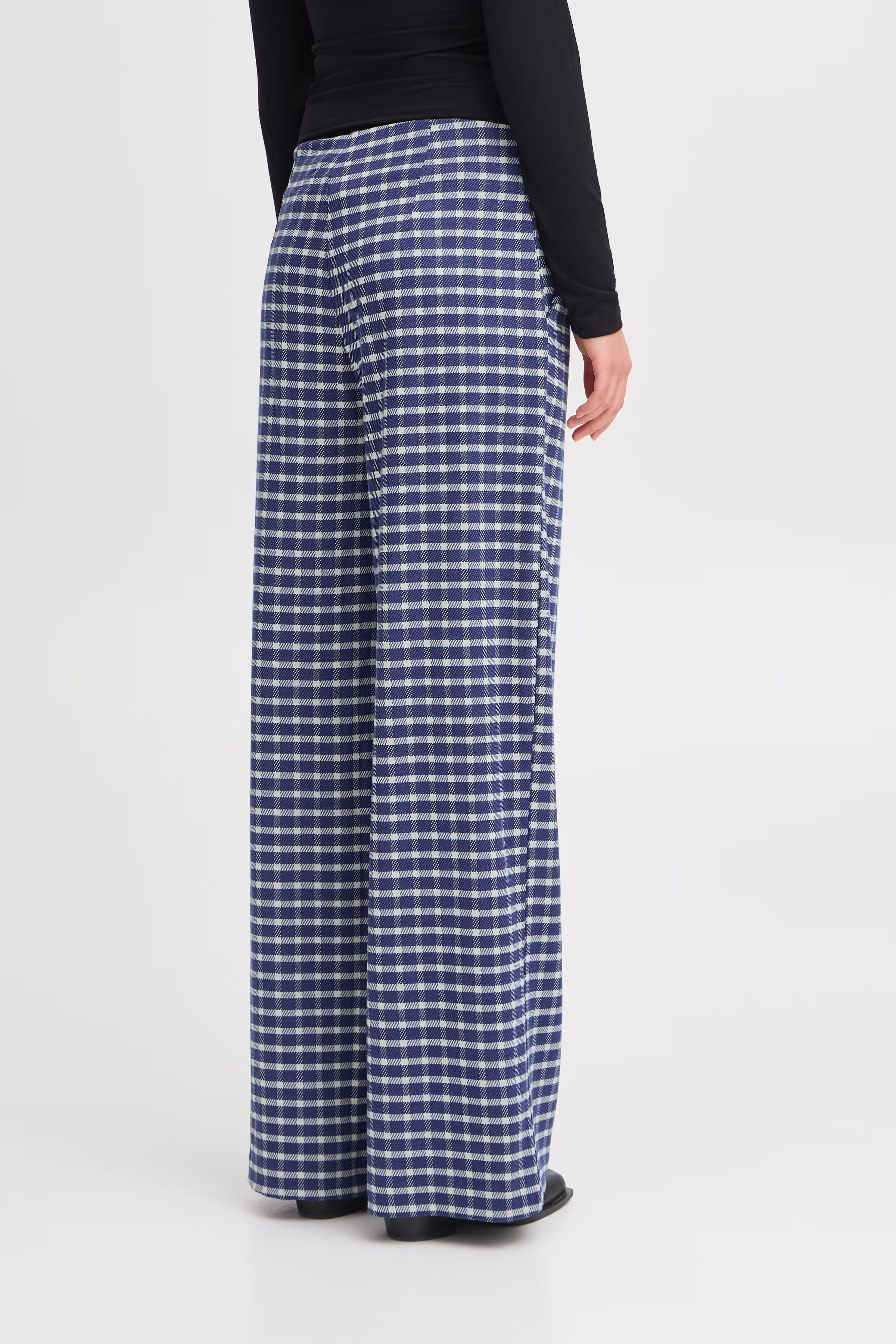 IHKATE CHECLÉ Casual broek LOOKBOOK BACK 20122527-204151