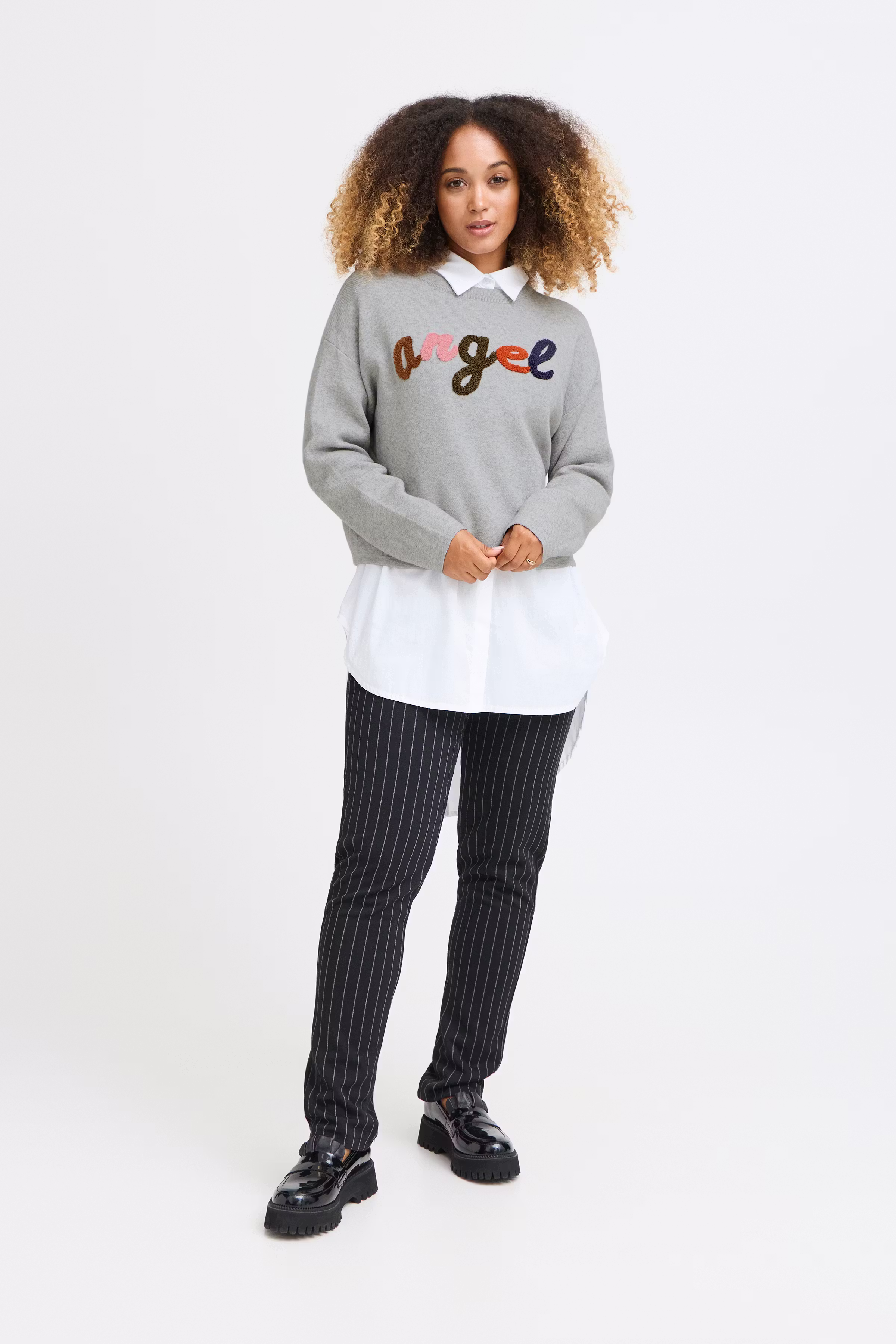 SBANGELS Bluse LOOKBOOK FRONT 22100829-203619