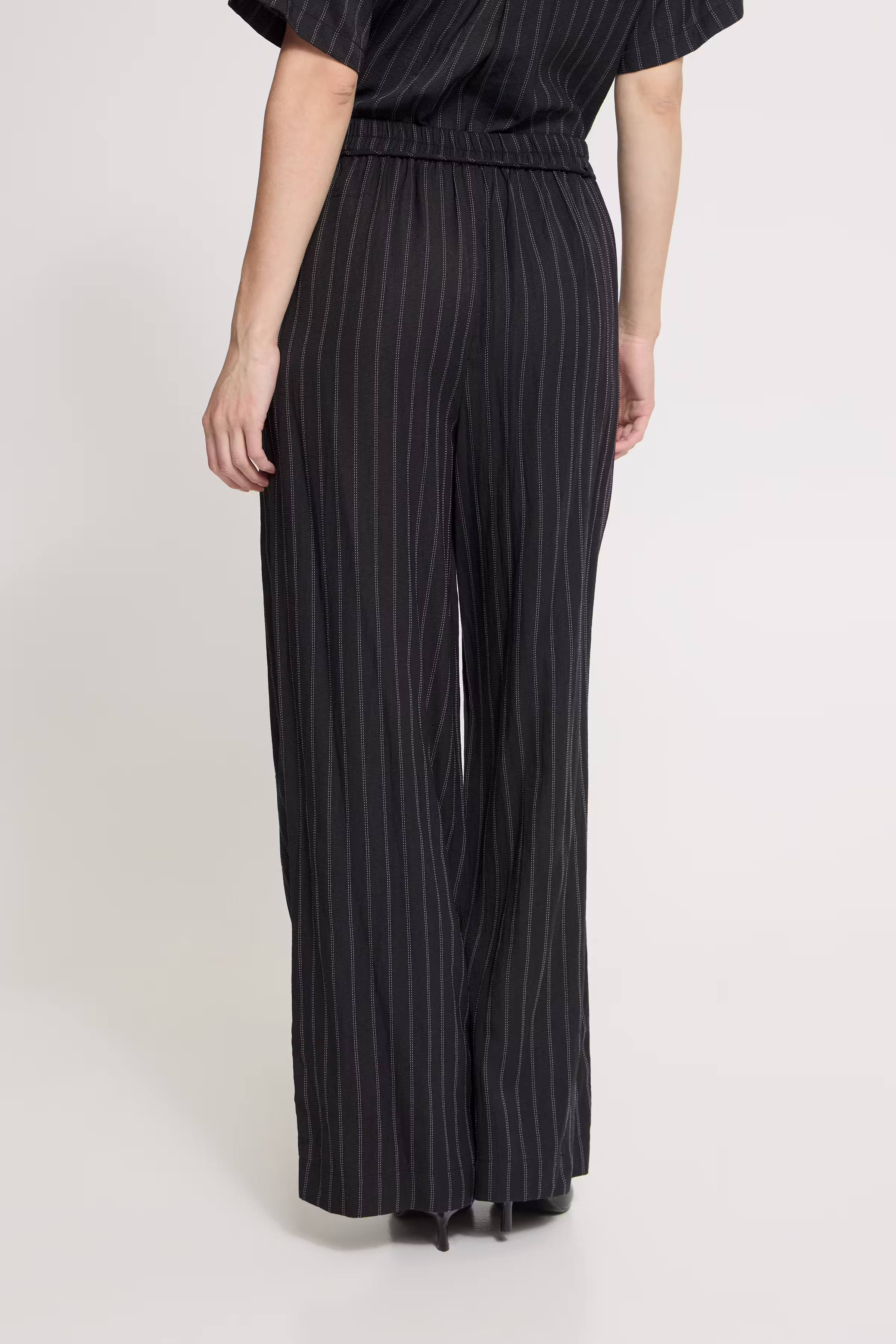 IHFIENNA Trousers LOOKBOOK BACK 20126215-900008688
