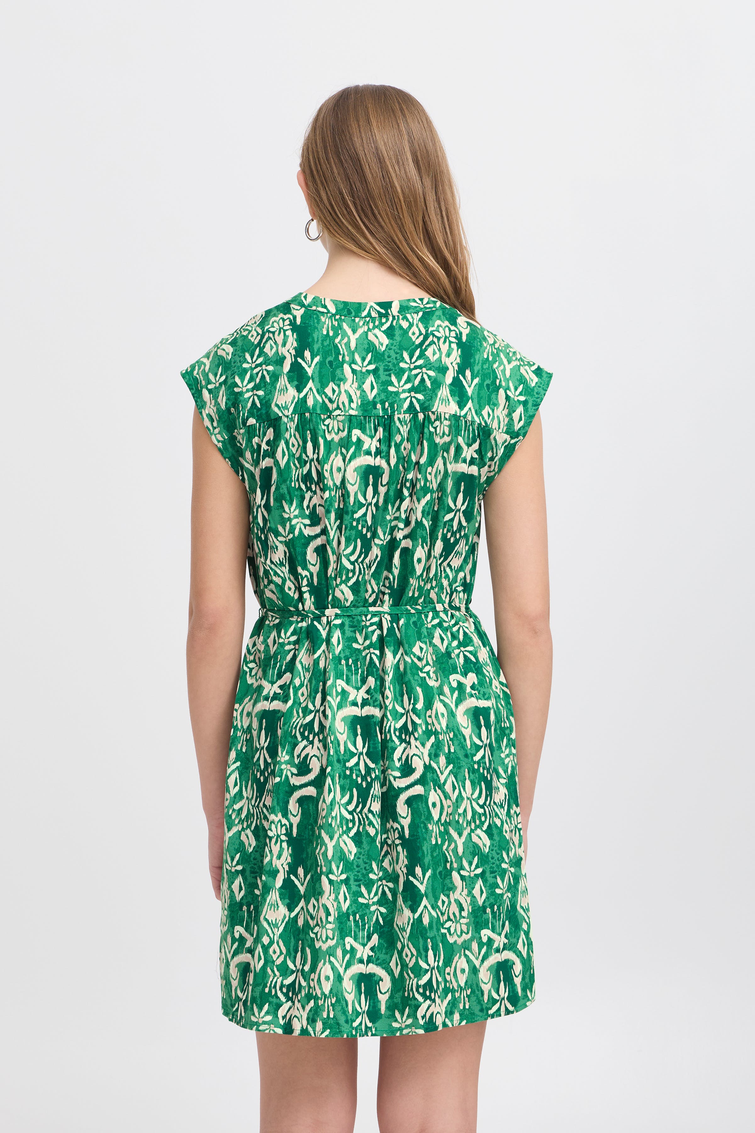 IHAYA Dress LOOKBOOK BACK 20123316-204615