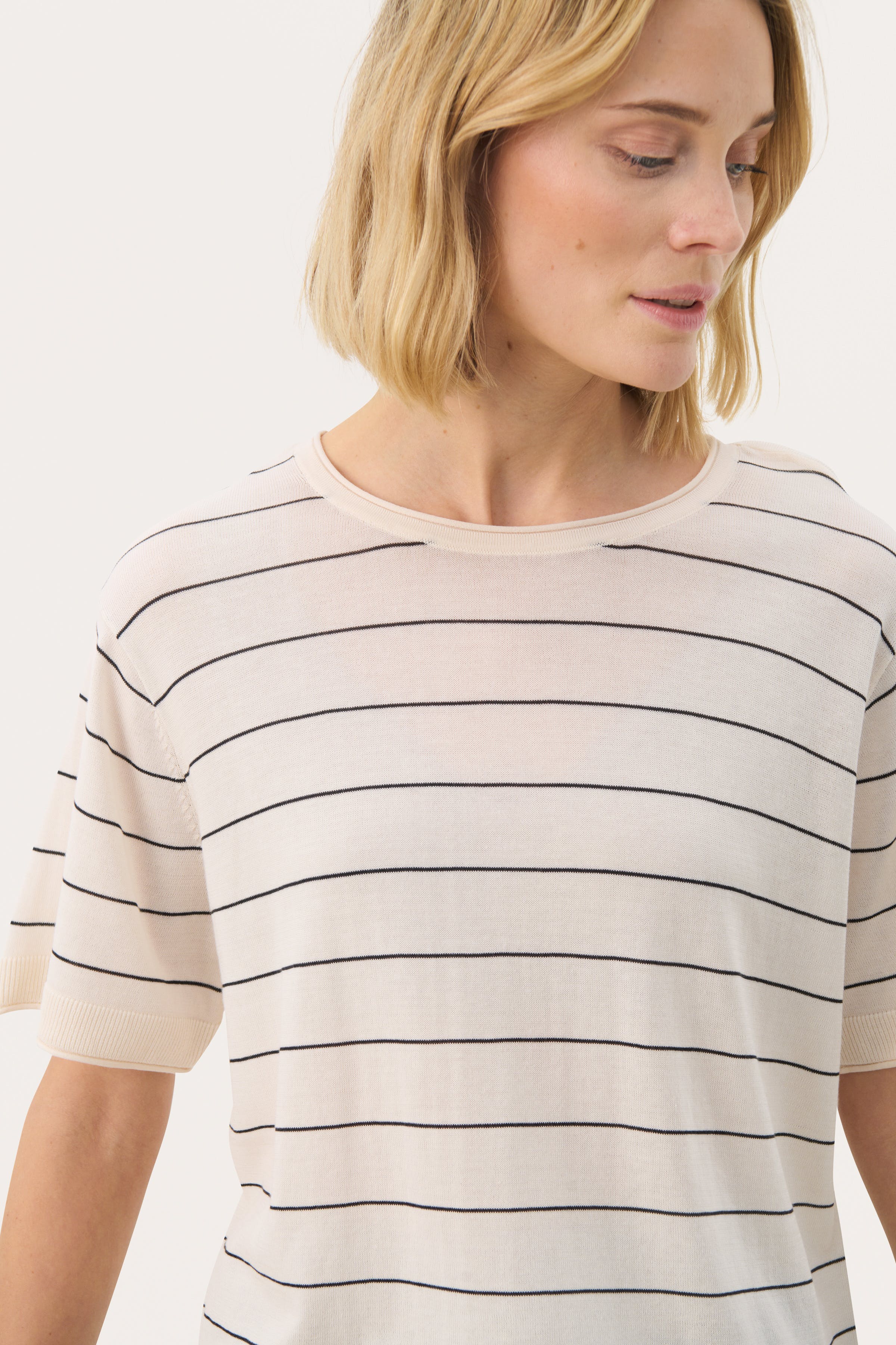 TinniPW Pullover LOOKBOOK DETAIL 30309854-304014