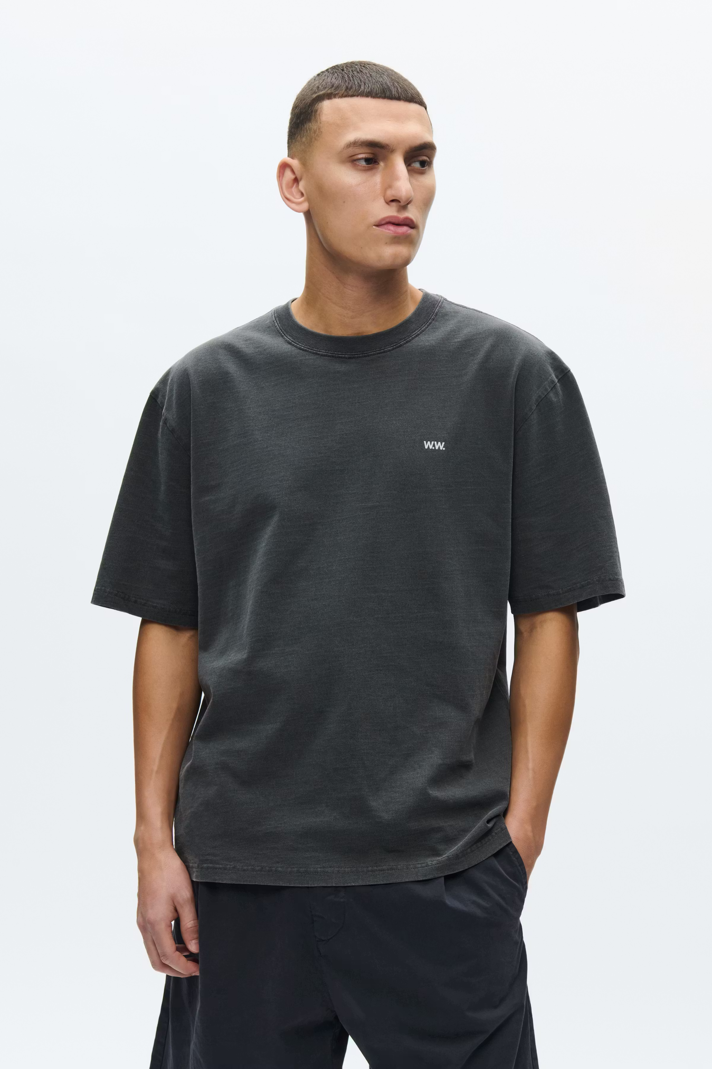 WWGary T-shirt object LOOKBOOK FRONT 30251996-304420