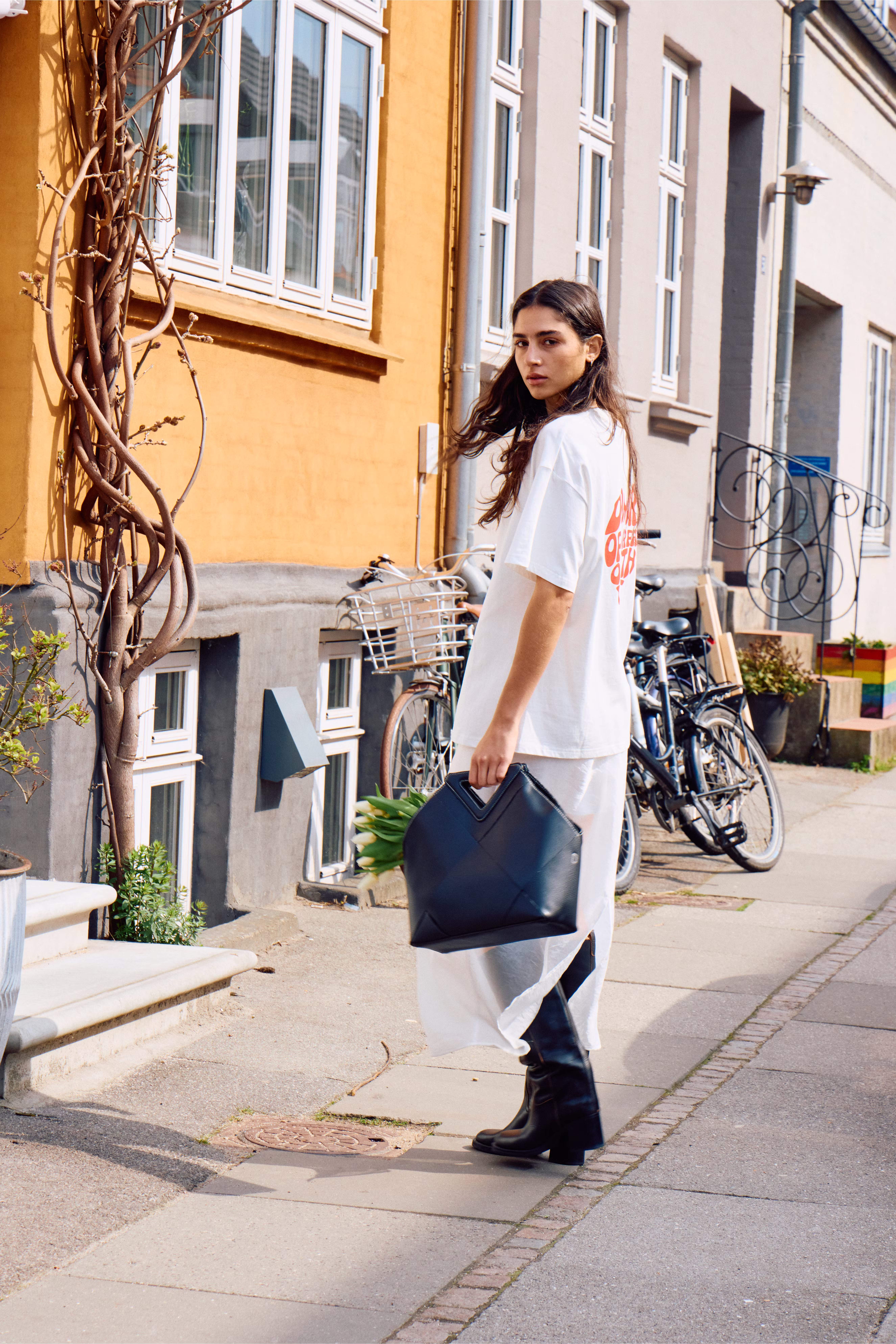 IHXSIENNA Rock LOCATION NONE 20123768-114201