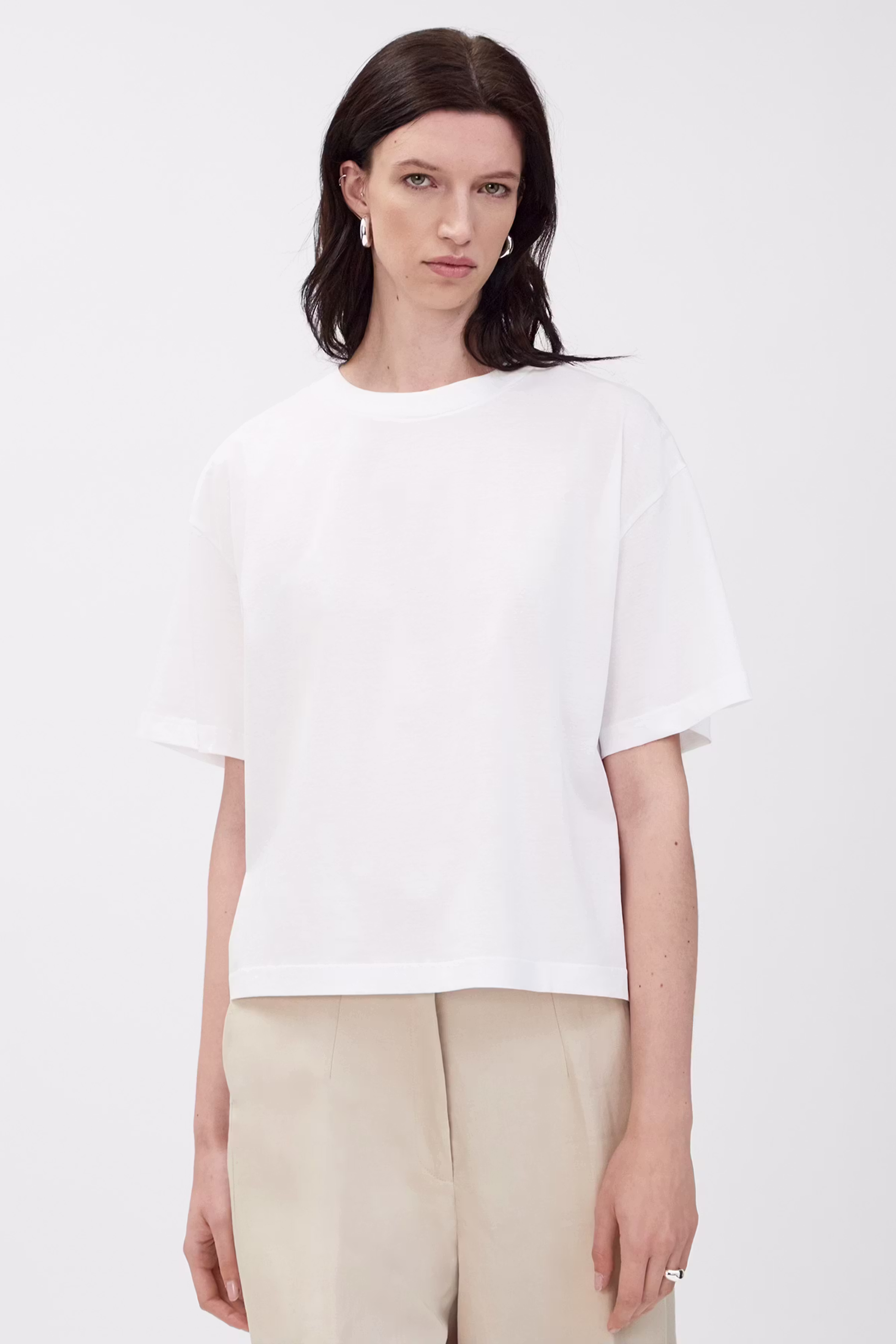 IOKYLA T-shirt LOOKBOOK FRONT 30600477-WH001