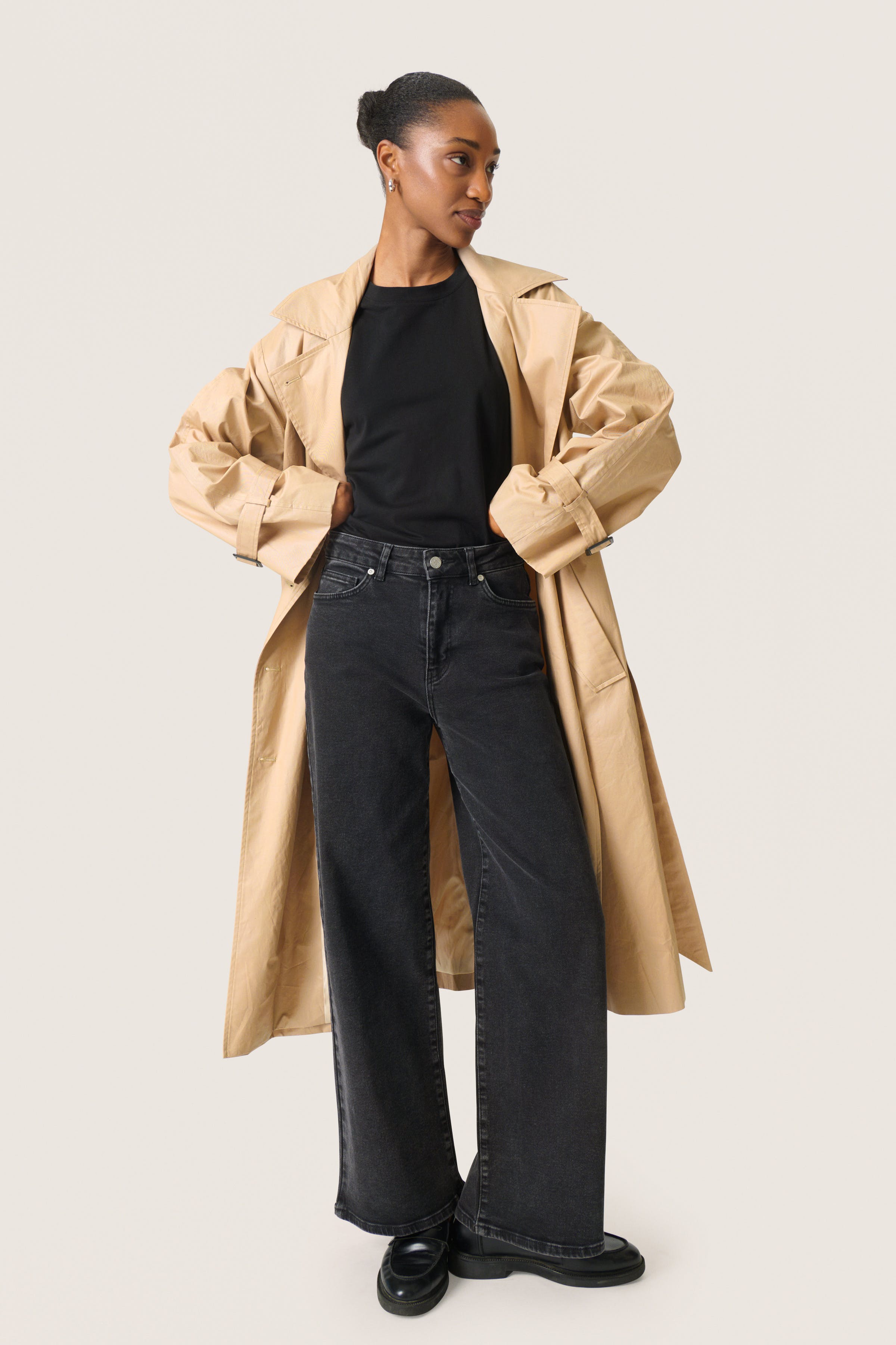 SLFavne Trenchcoat LOOKBOOK FRONT 30408392-160920