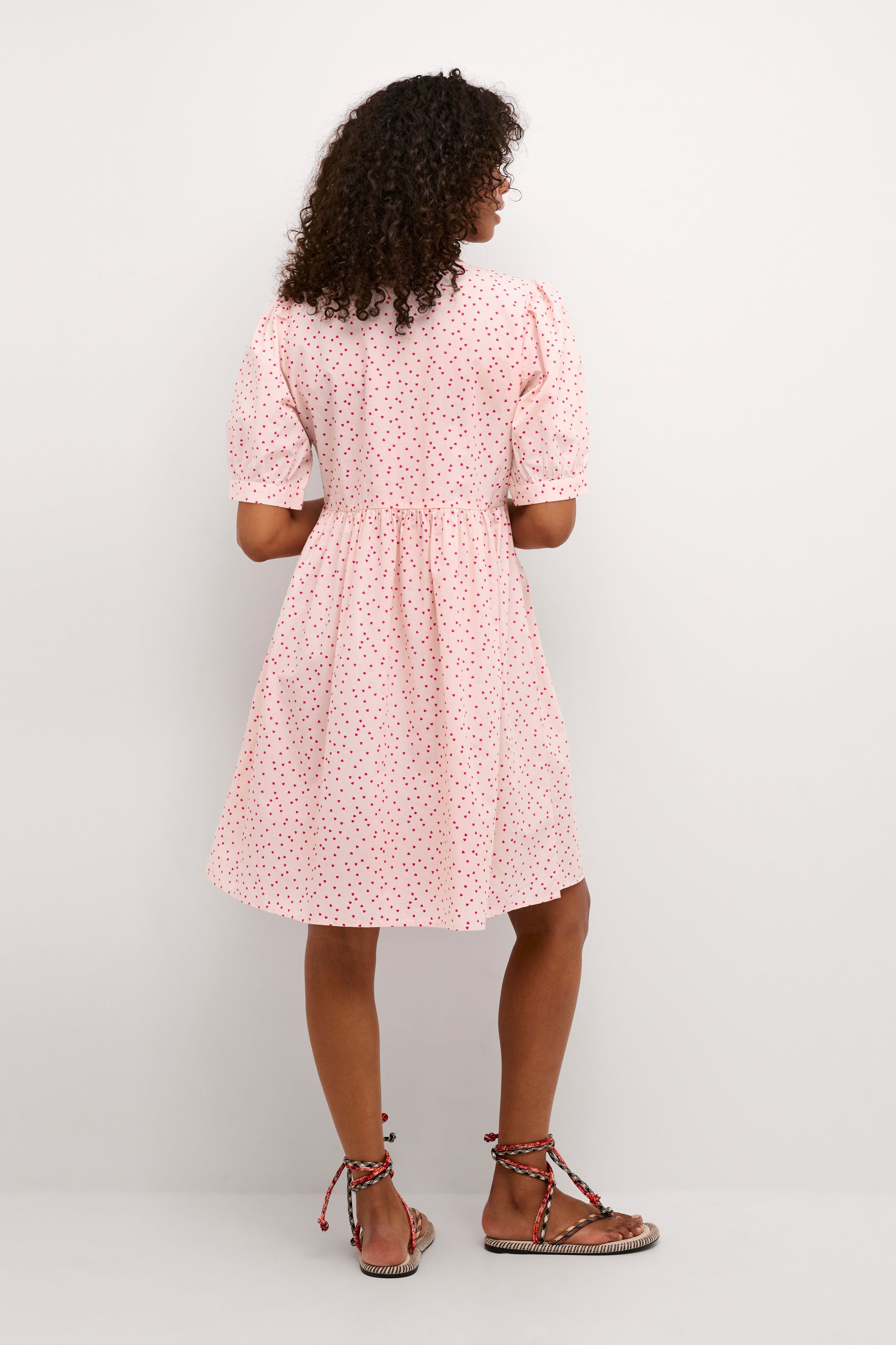 EmiraSZ Kjole LOOKBOOK BACK 30513566-303413