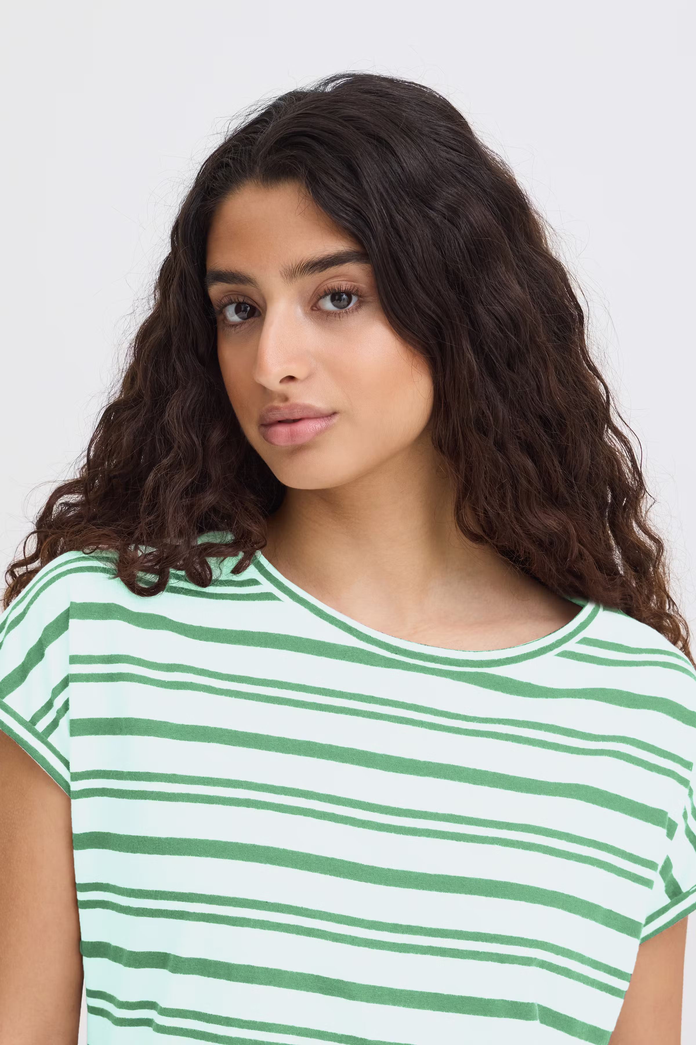 IHYULIETTA T-shirt LOOKBOOK DETAIL 20122855-900005379