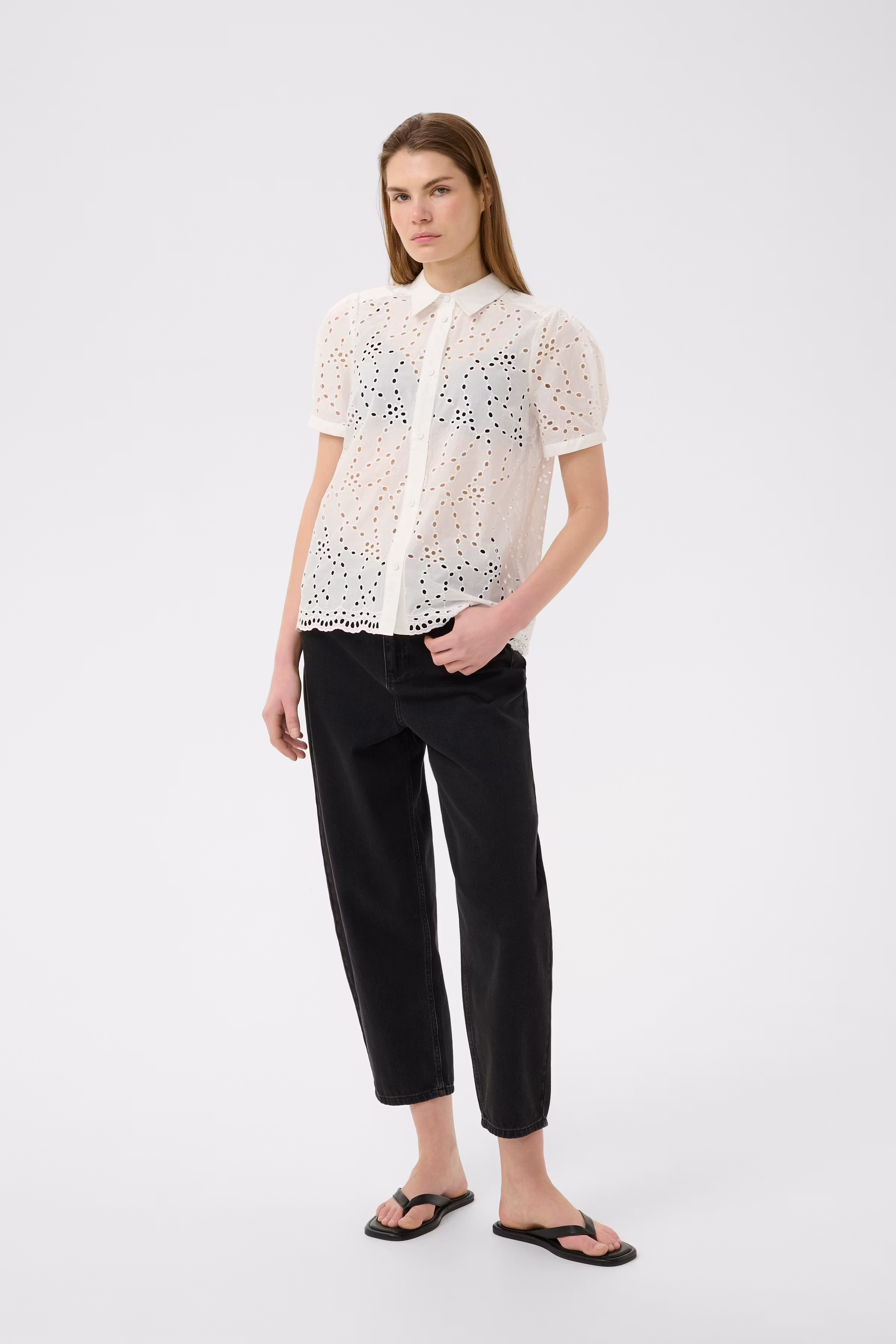 CaithIW Shirt LOOKBOOK FRONT 30111283-300001