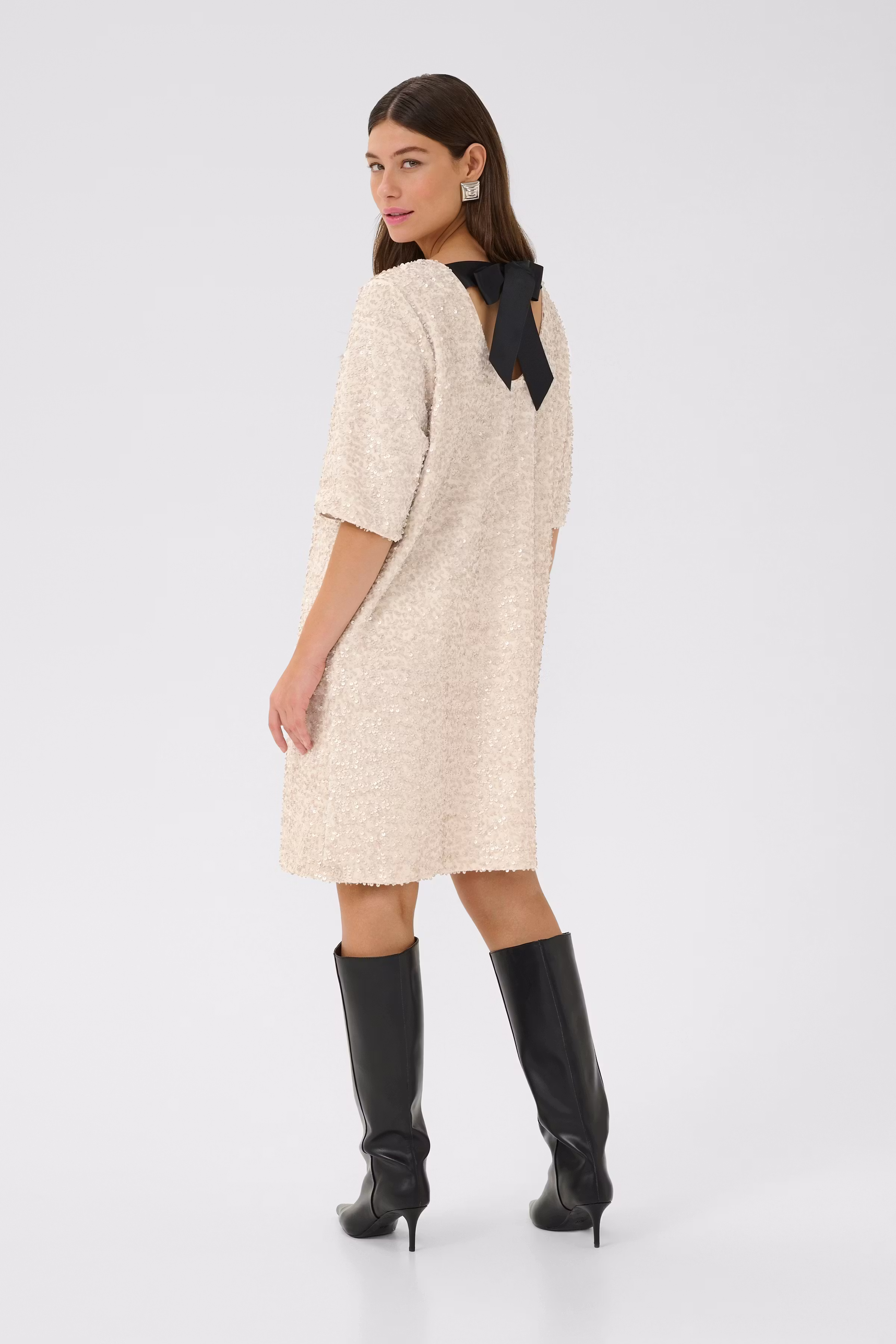 CUnali Paillettenkleid LOOKBOOK BACK 50112510-120304