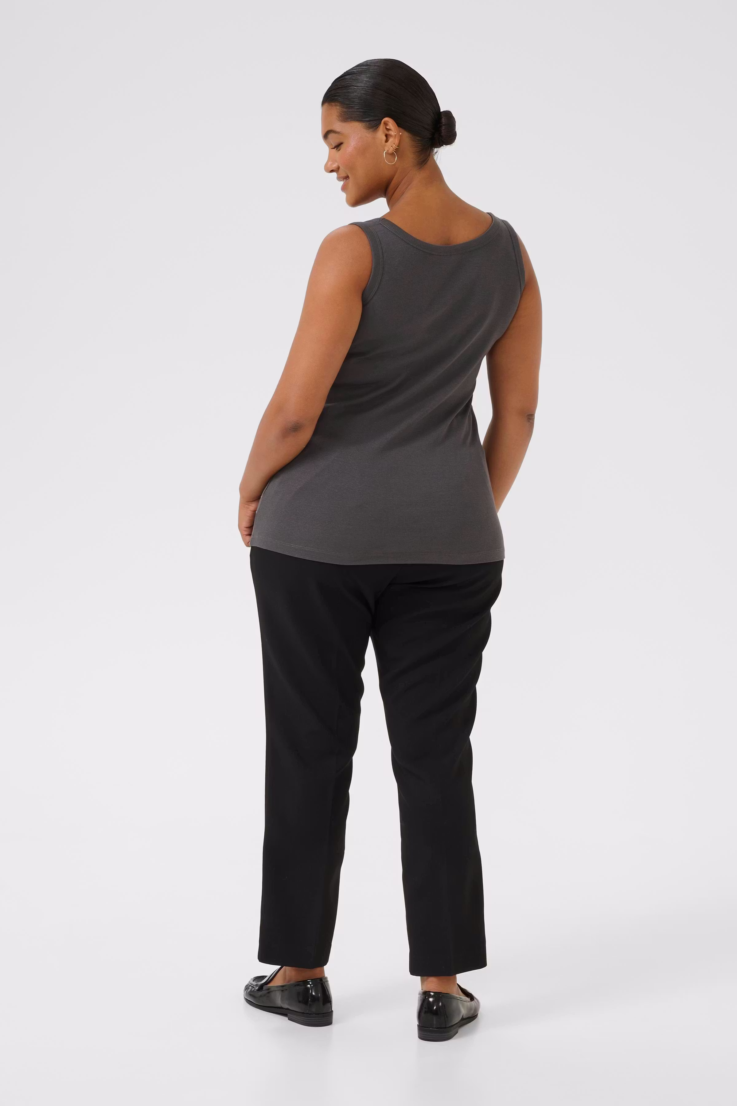 KCcarina Top LOOKBOOK BACK 10583638-190205