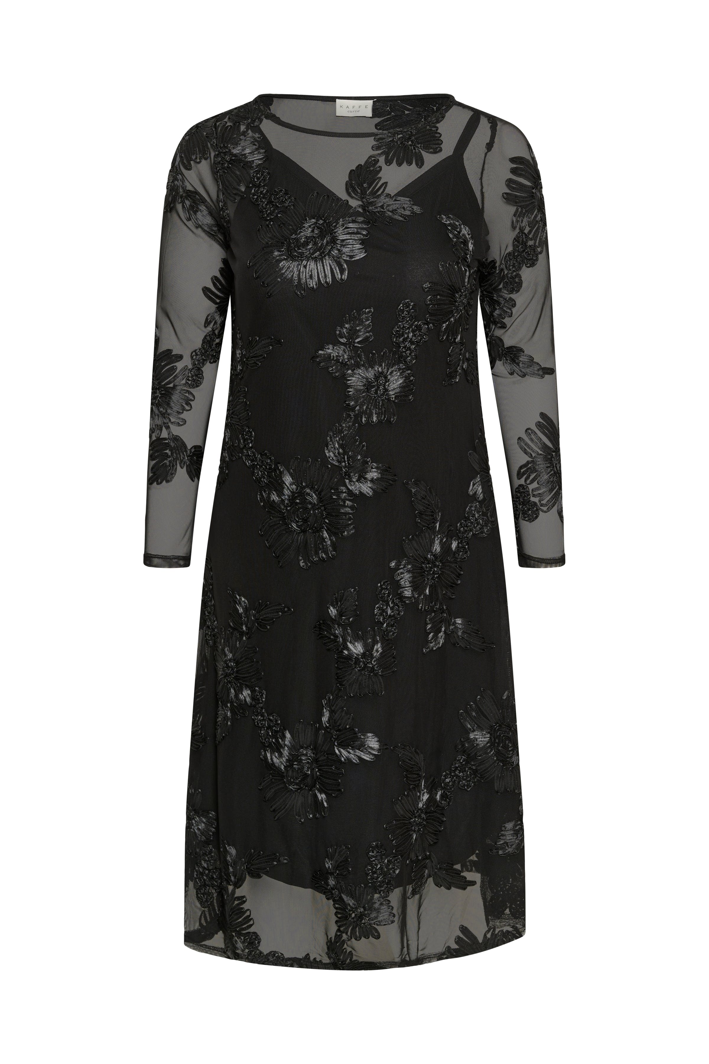 KCjuliana Kleid PACK FRONT 10584350-100121
