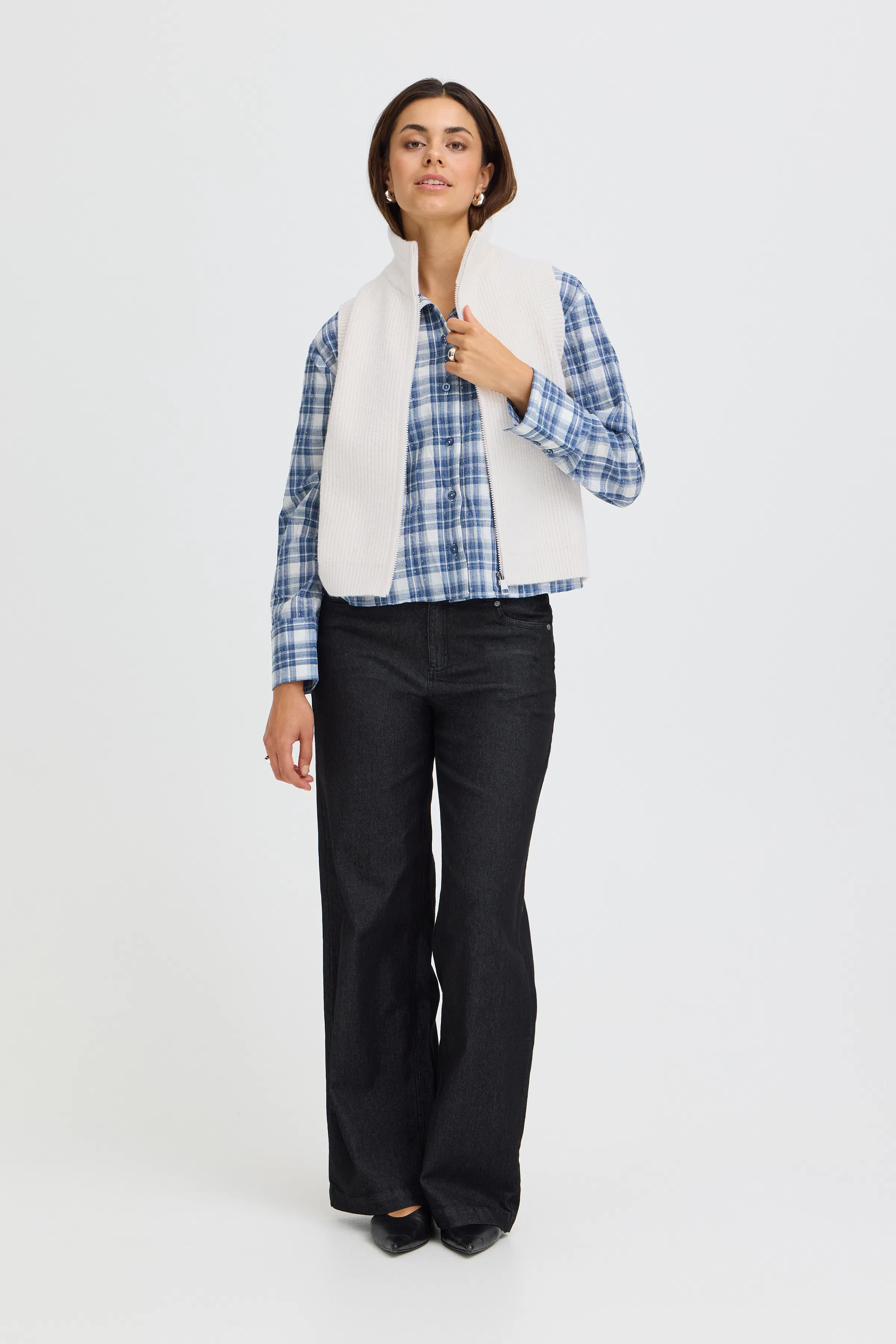 FRVINEA Vest LOOKBOOK FRONT 20618426-110701