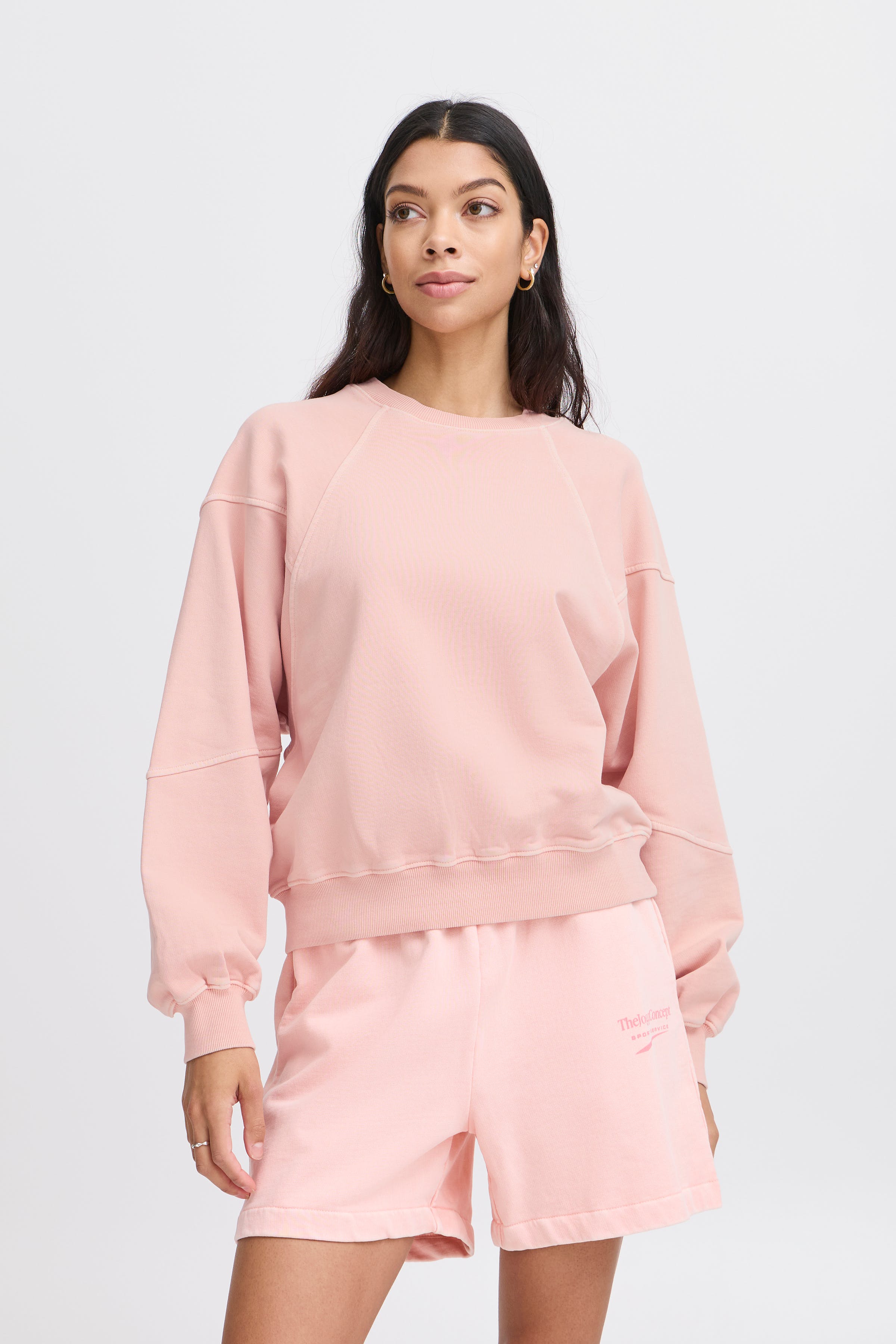 JCRUBI Sweatshirt LOOKBOOK FRONT 22800802-132006