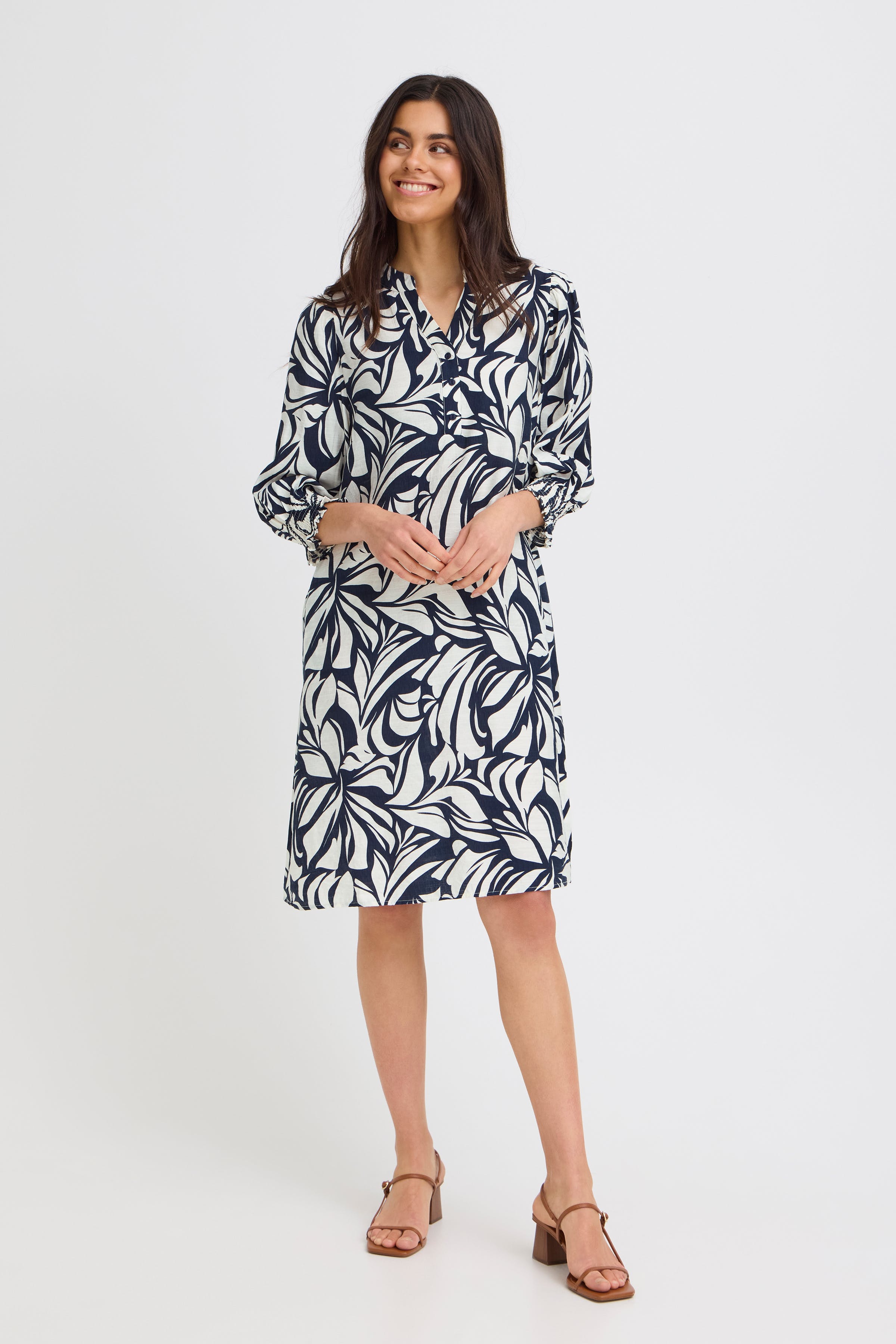 FRARIANA Dress LOOKBOOK FRONT 20618119-900010587