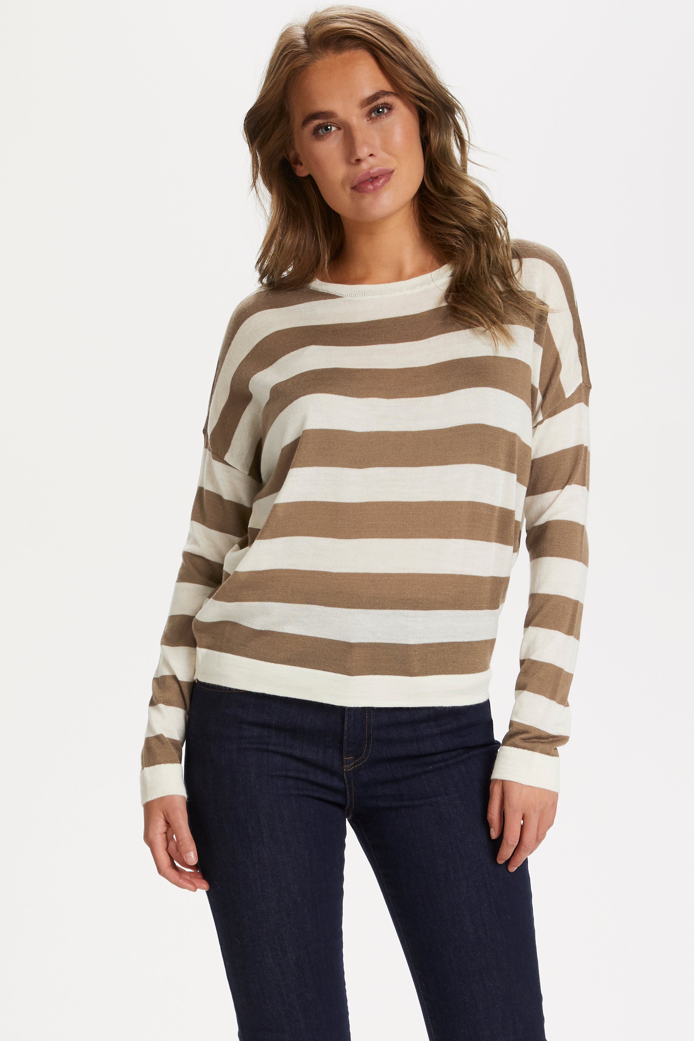 EnaSZ Knitted pullover LOOKBOOK FRONT 30510947-110605