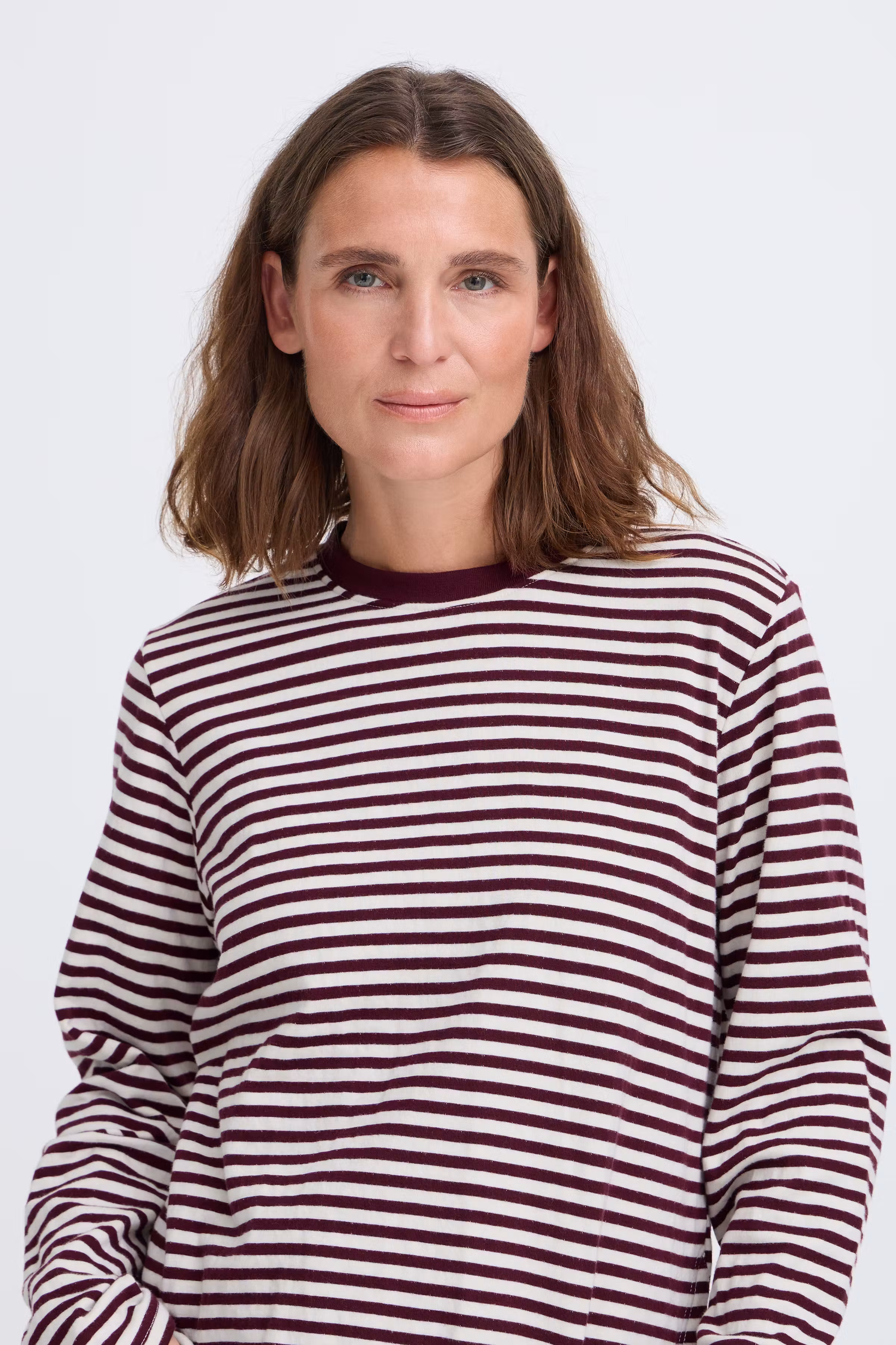 PZESTELLA T-shirt LOOKBOOK DETAIL 50210722-900012511