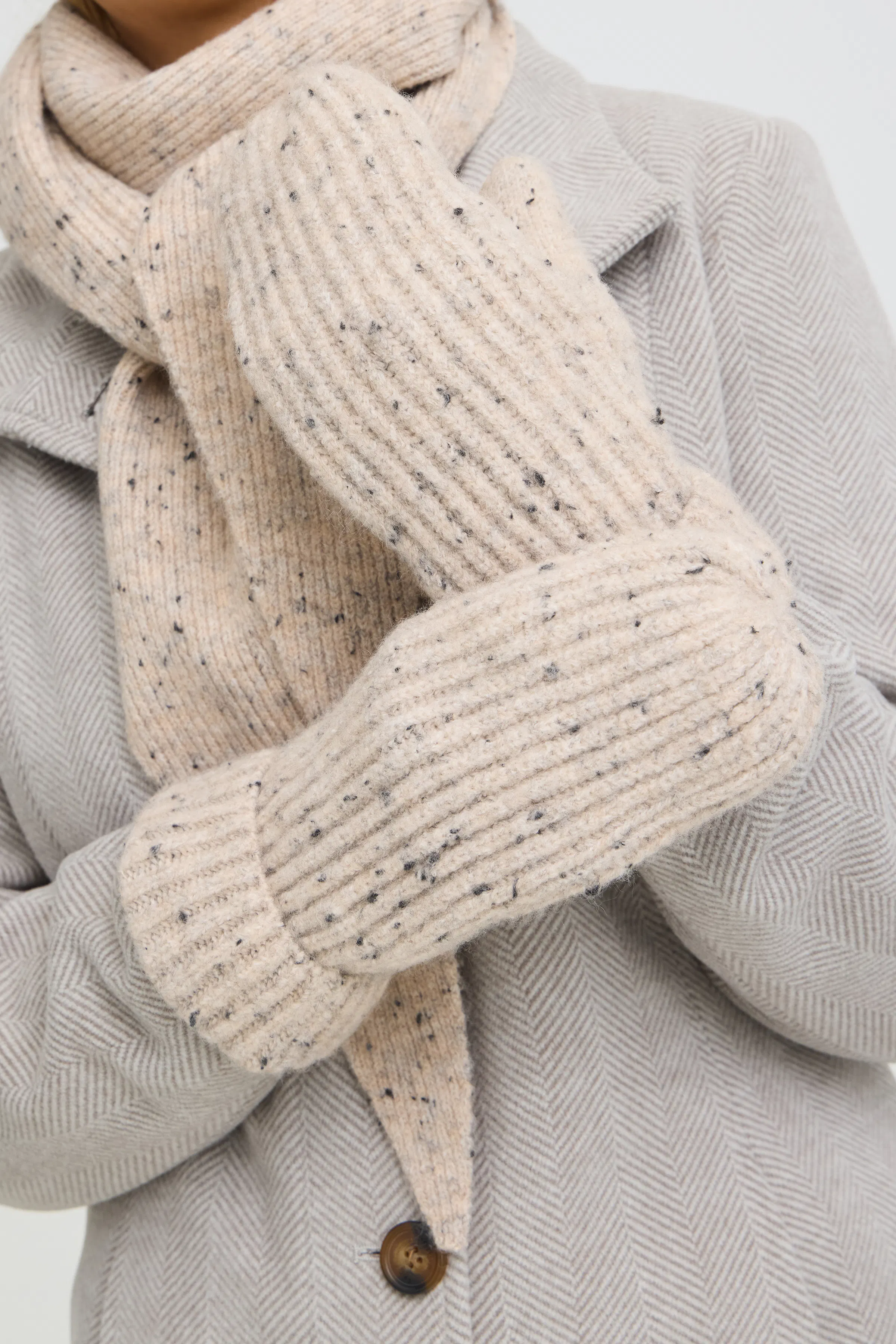 FRNANNA Gloves LOOKBOOK DETAIL 20618135-1613051