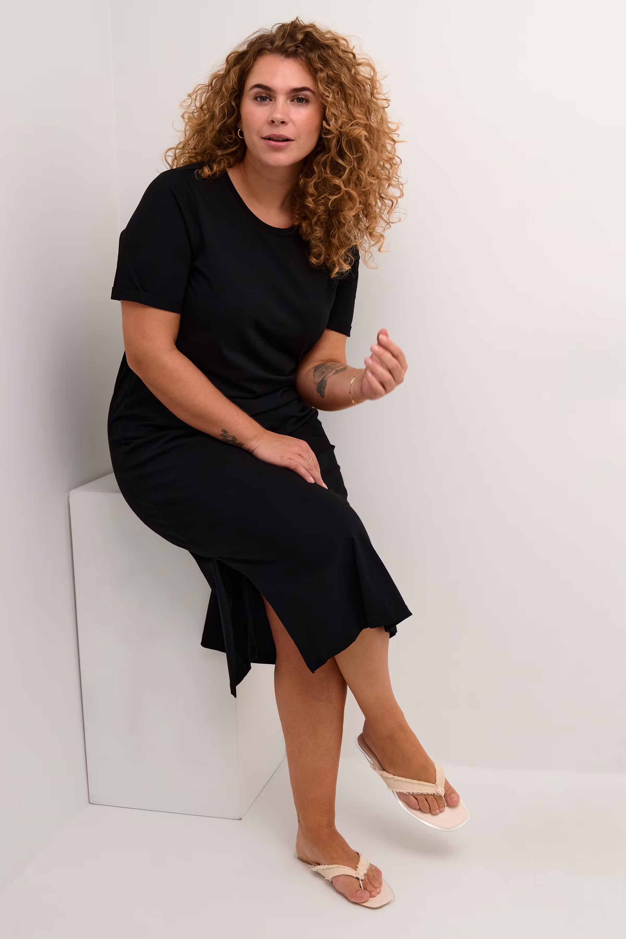 KCcaline Kleid LOOKBOOK DETAIL 10581037-100121