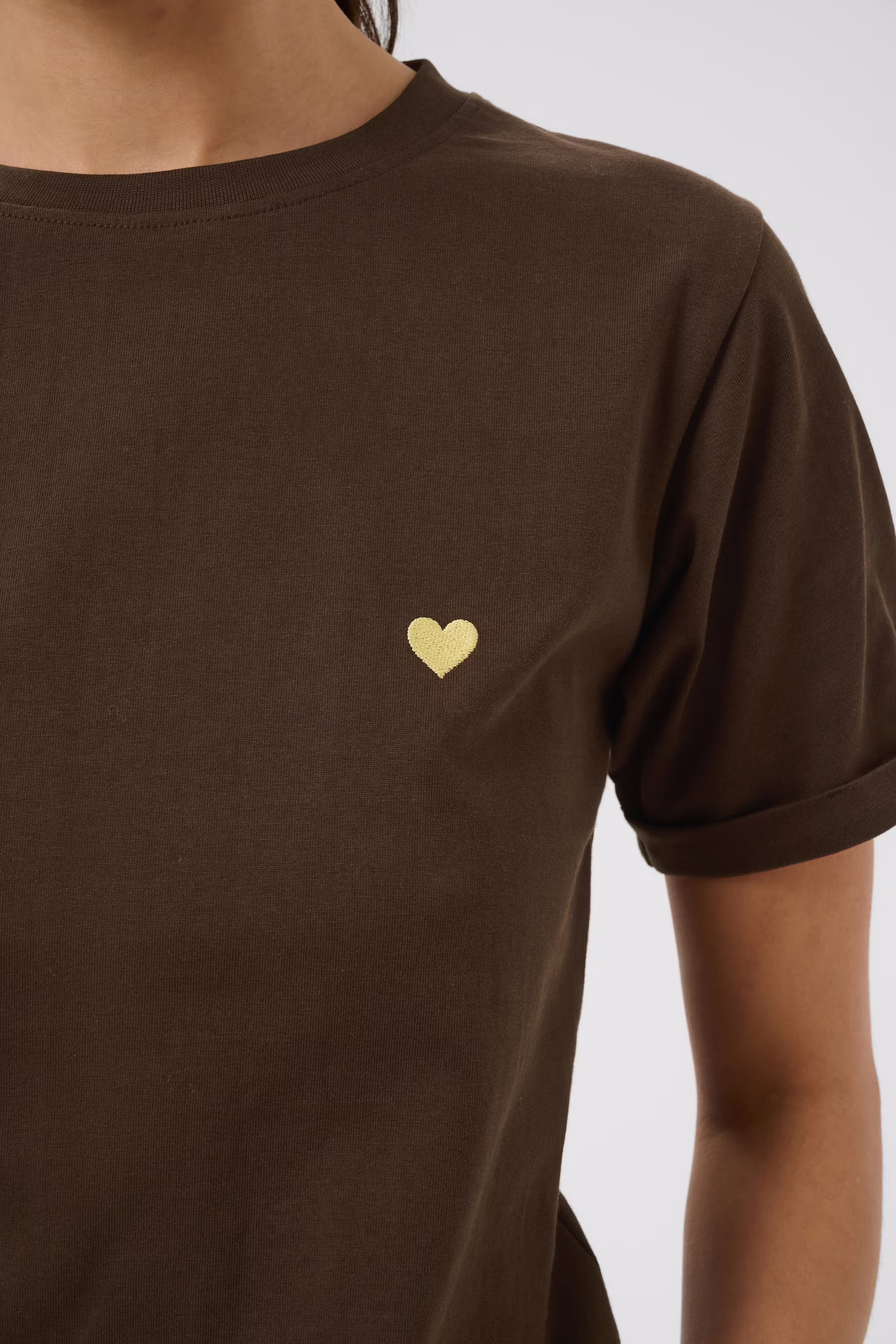 KAheart T-shirt LOOKBOOK DETAIL 10510386-109562