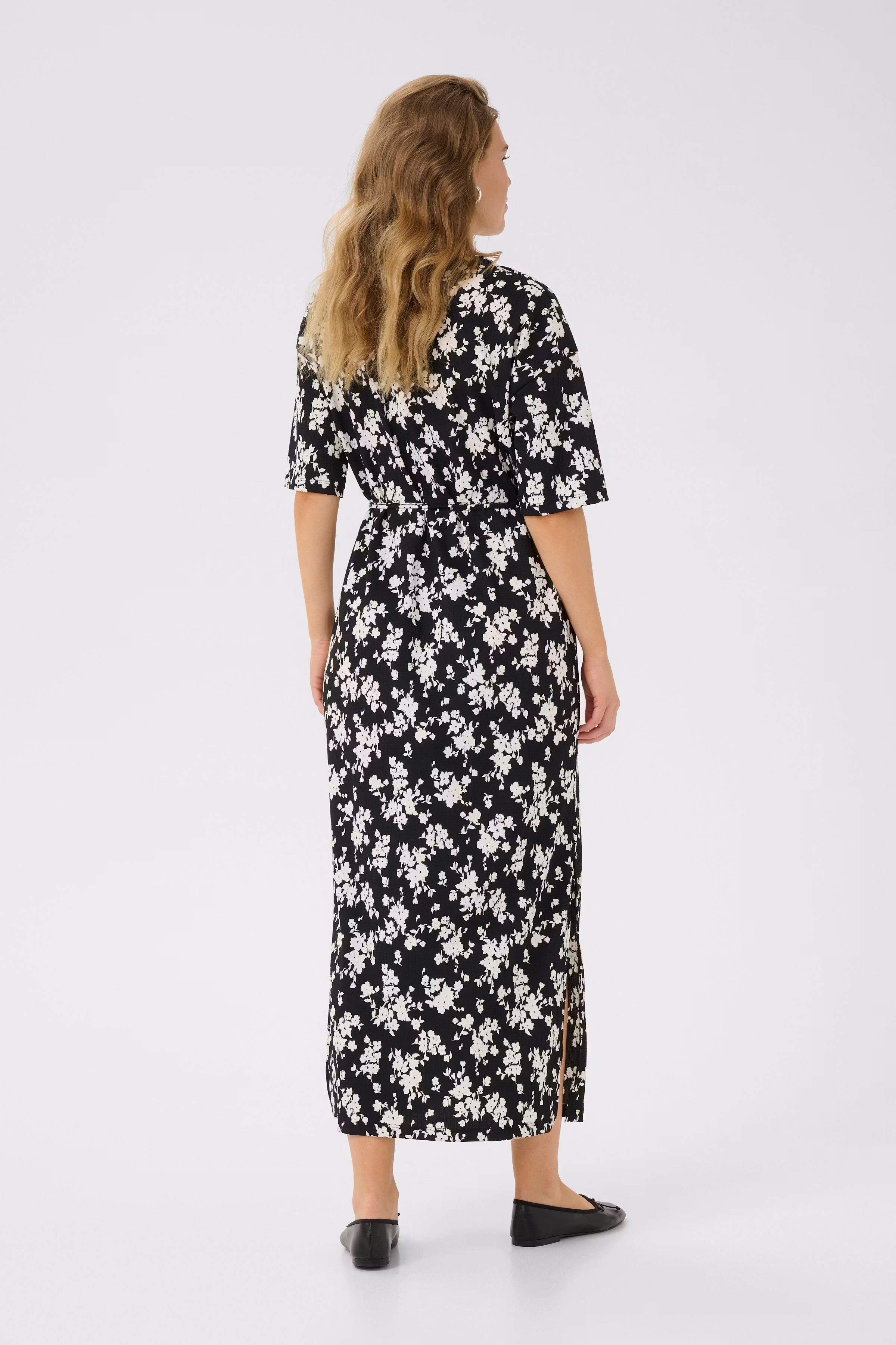 KAivanna Kjole LOOKBOOK BACK 10509781-107986