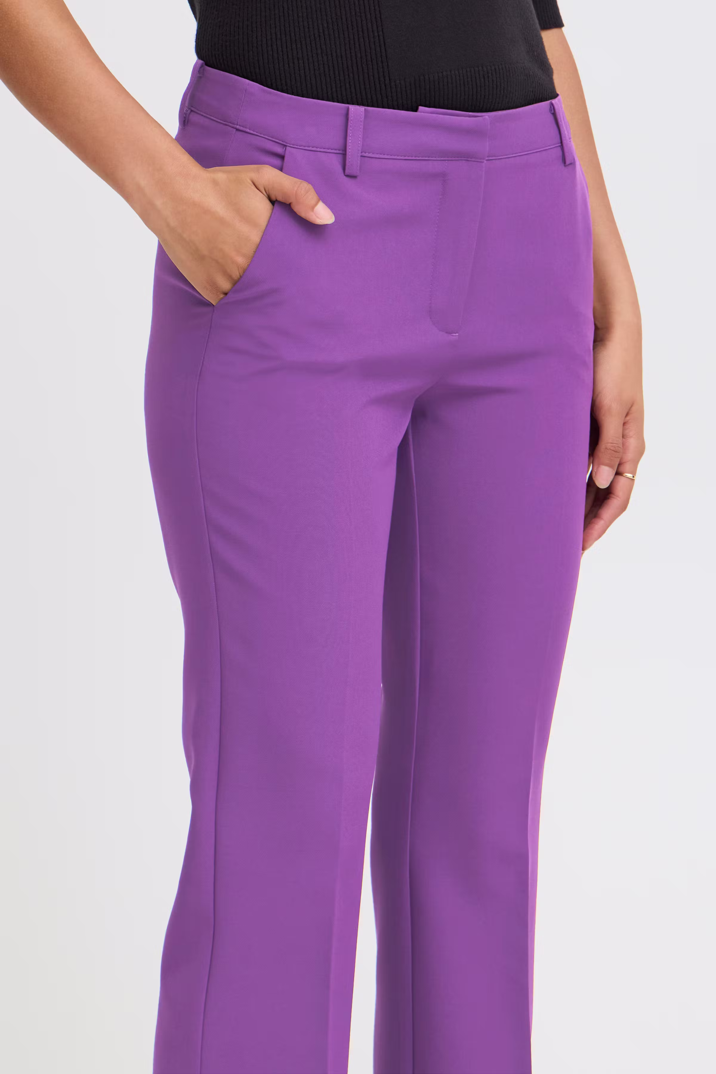 IHLEXI Trousers LOOKBOOK DETAIL 20111211-193528