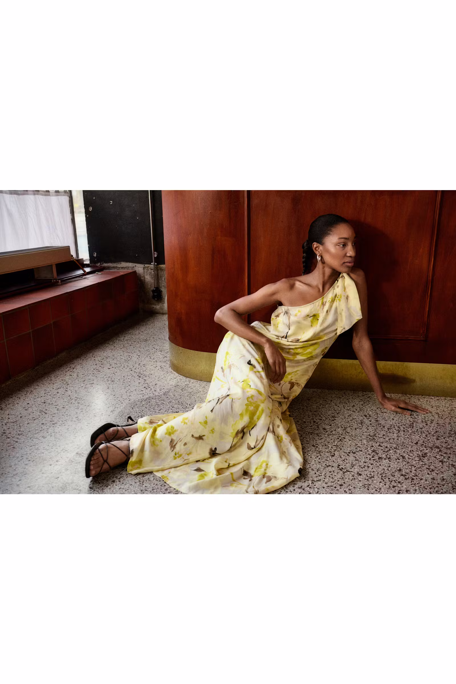 SLBecca Kleid LOCATION NONE 30408382-303909