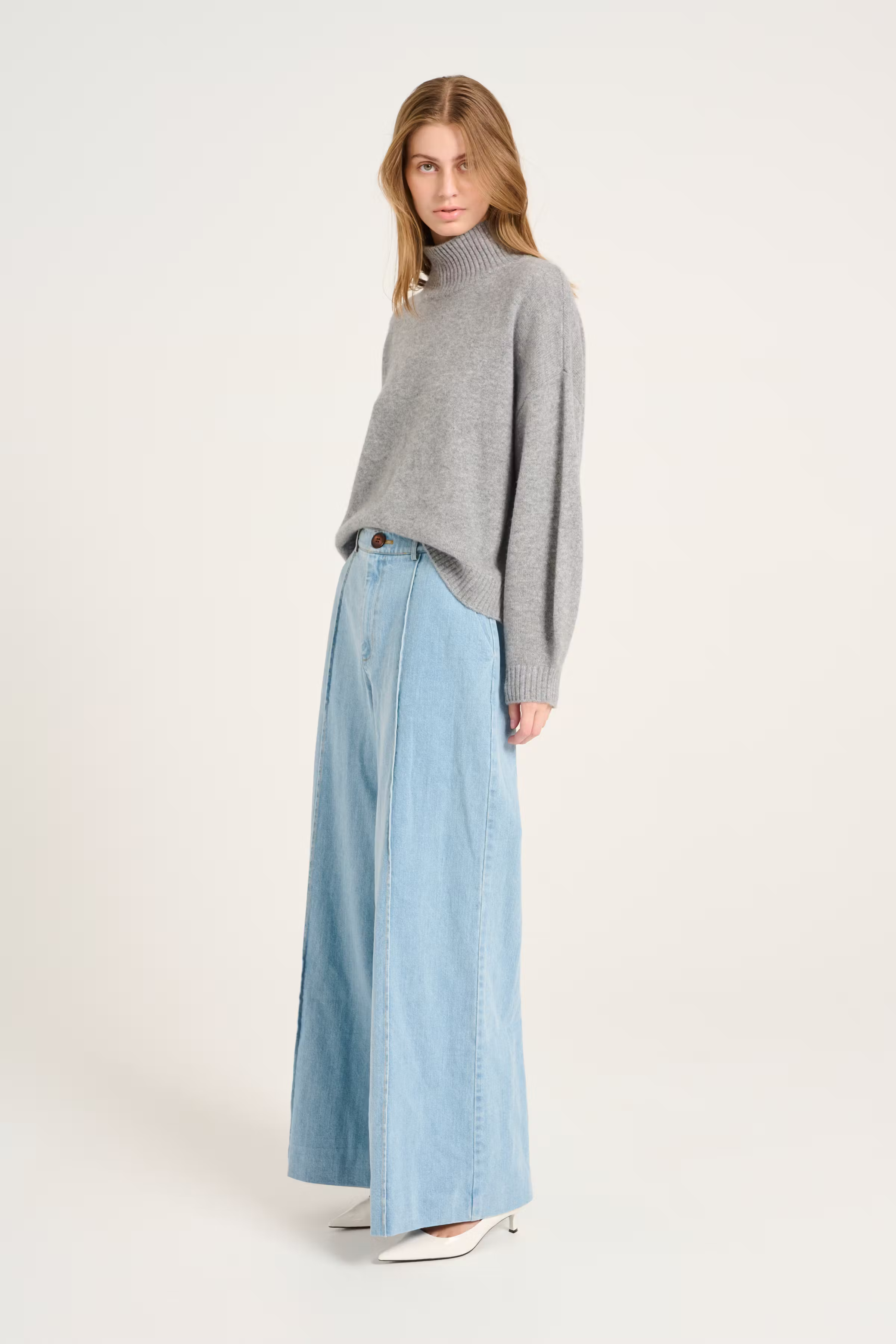 VellaGZ Trousers LOOKBOOK FRONT 10910096-104611