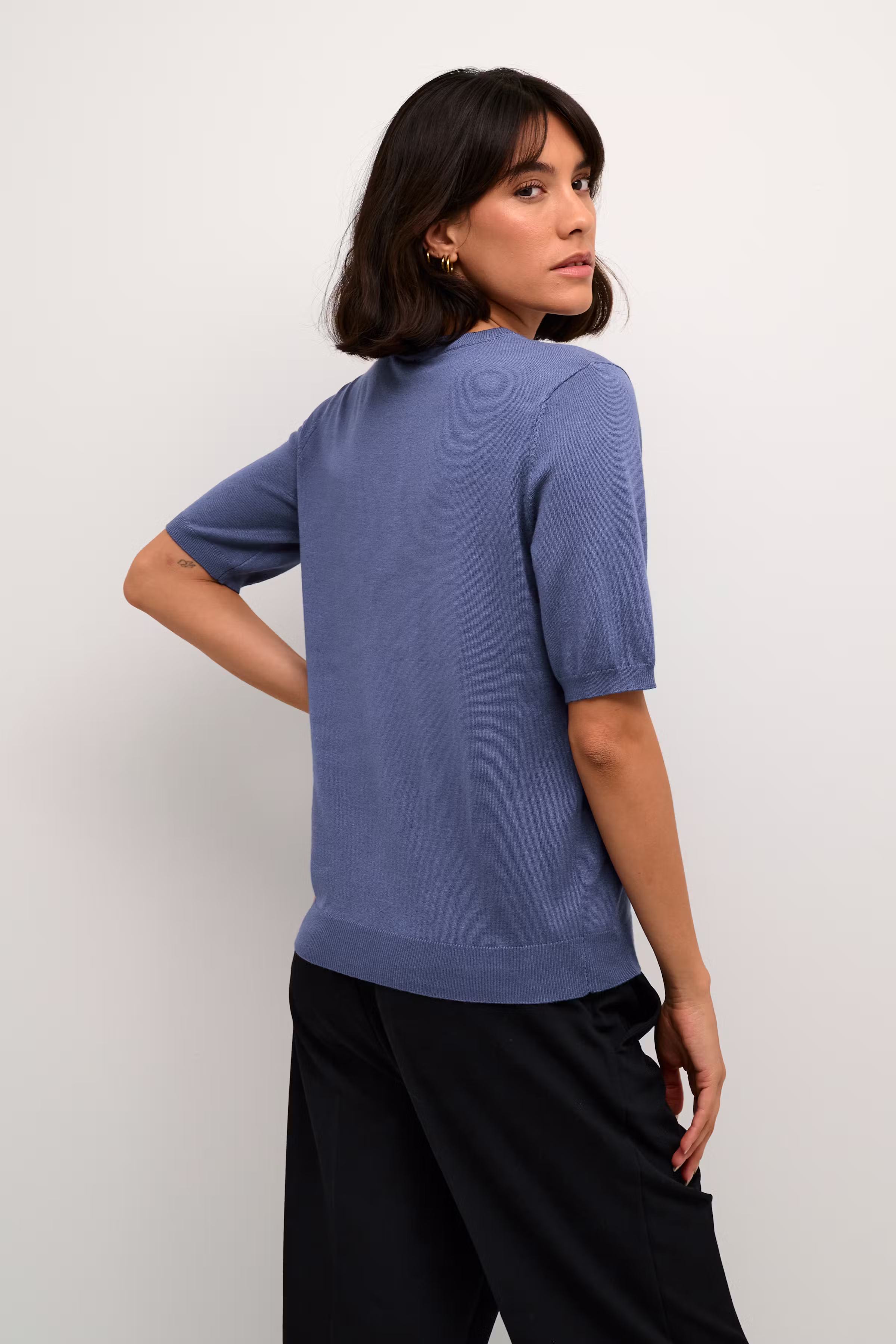 KAlizza Pullover LOOKBOOK BACK 10508445-193928