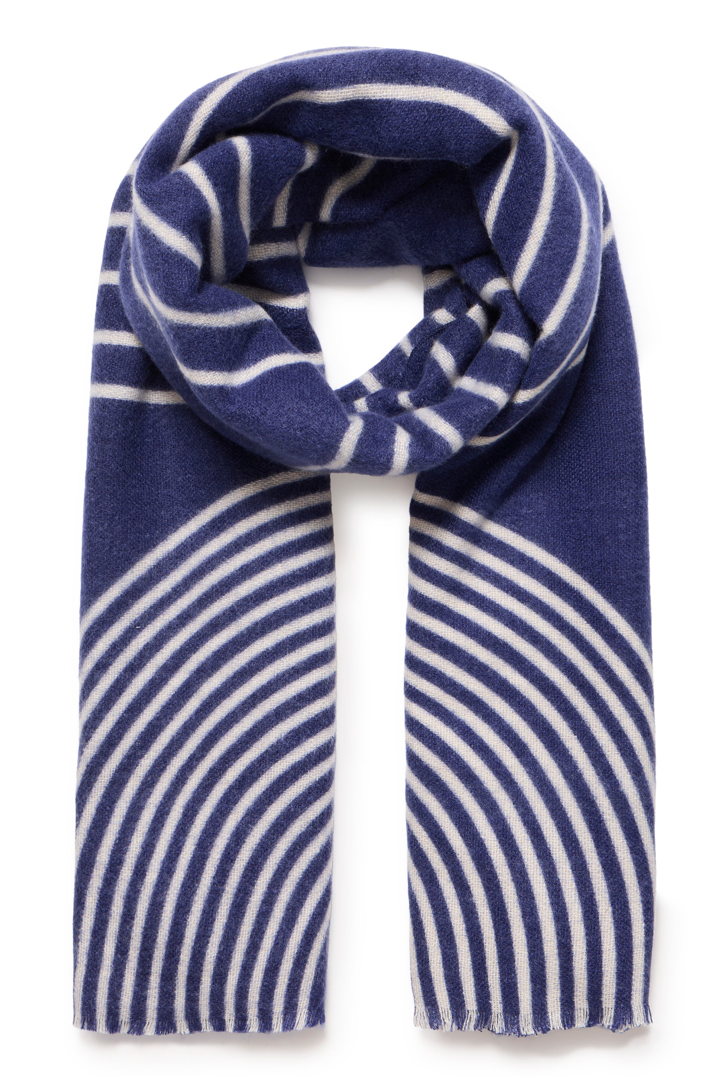 IALANA Scarf PACK FRONT 20124384-193925
