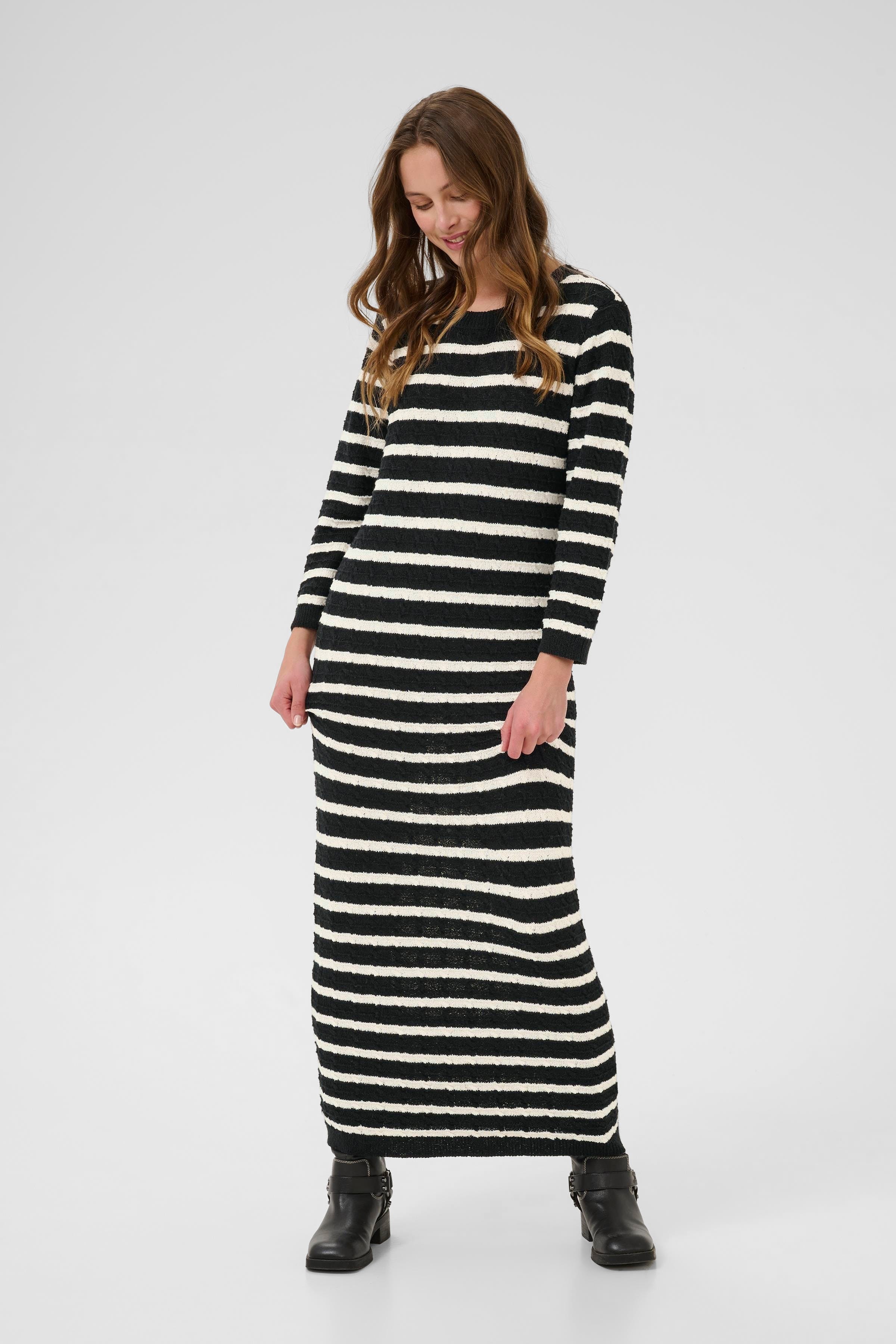 CUursula Klänning LOOKBOOK FRONT 50112062-107926