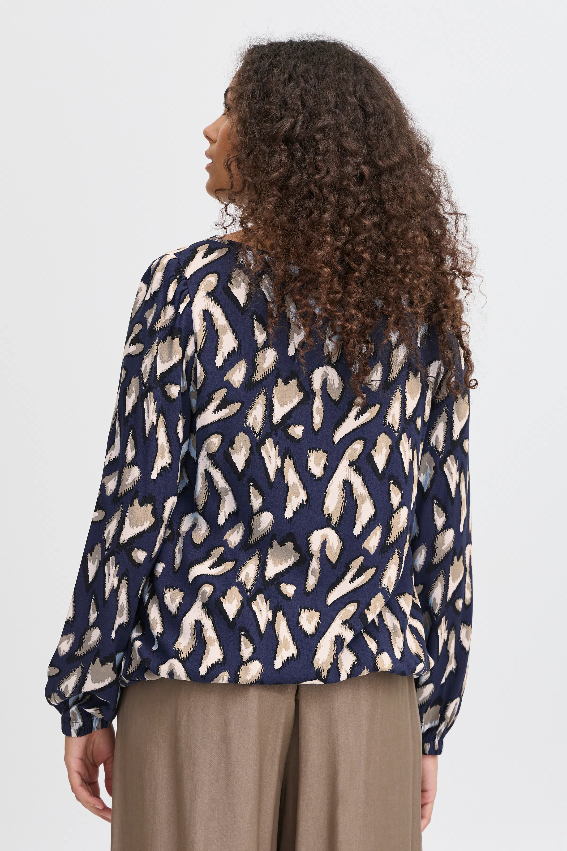 FRFLOWY Langærmet bluse LOOKBOOK BACK 20615119-204193