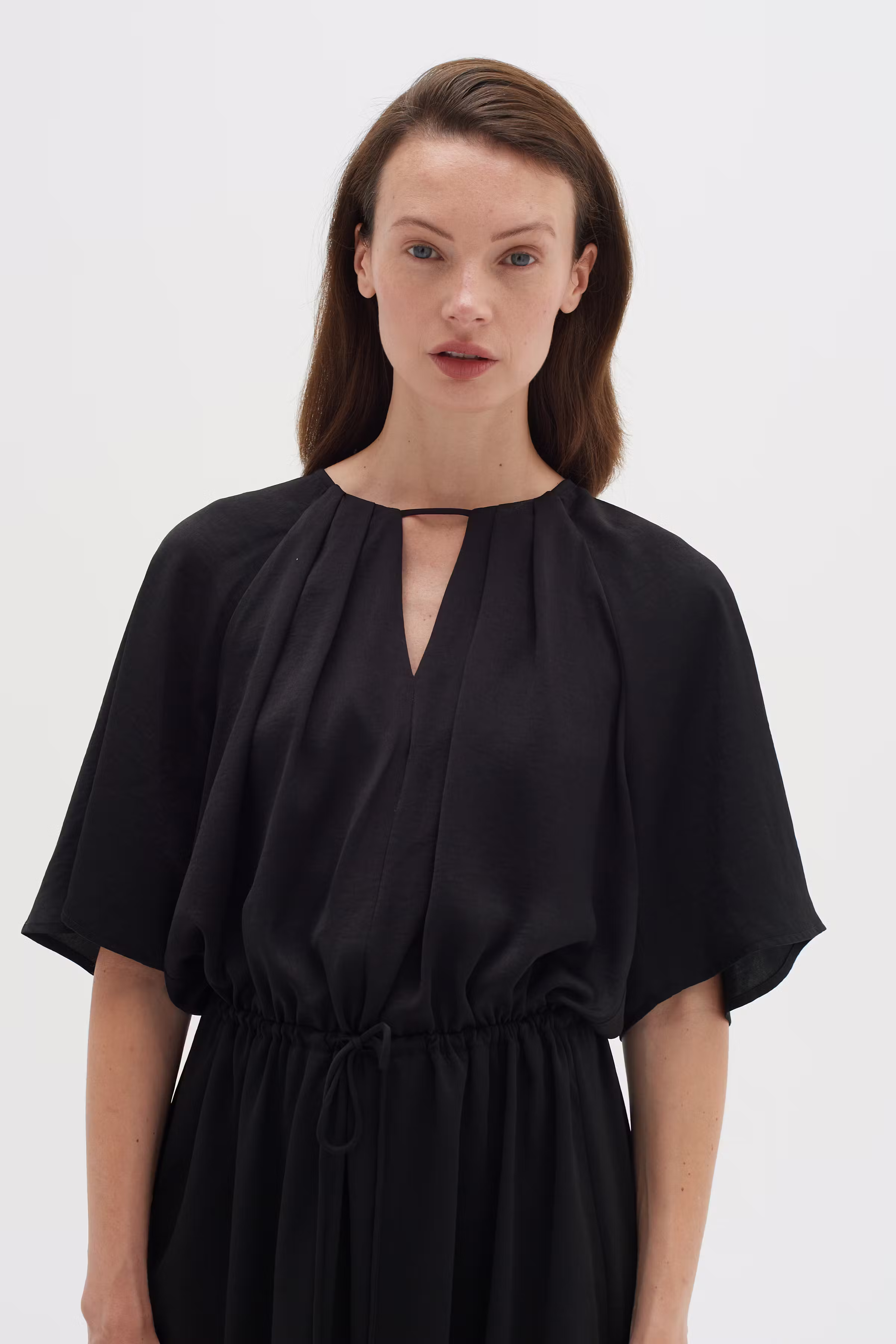 NotoIW Kjole LOOKBOOK FRONT 30109079-194008