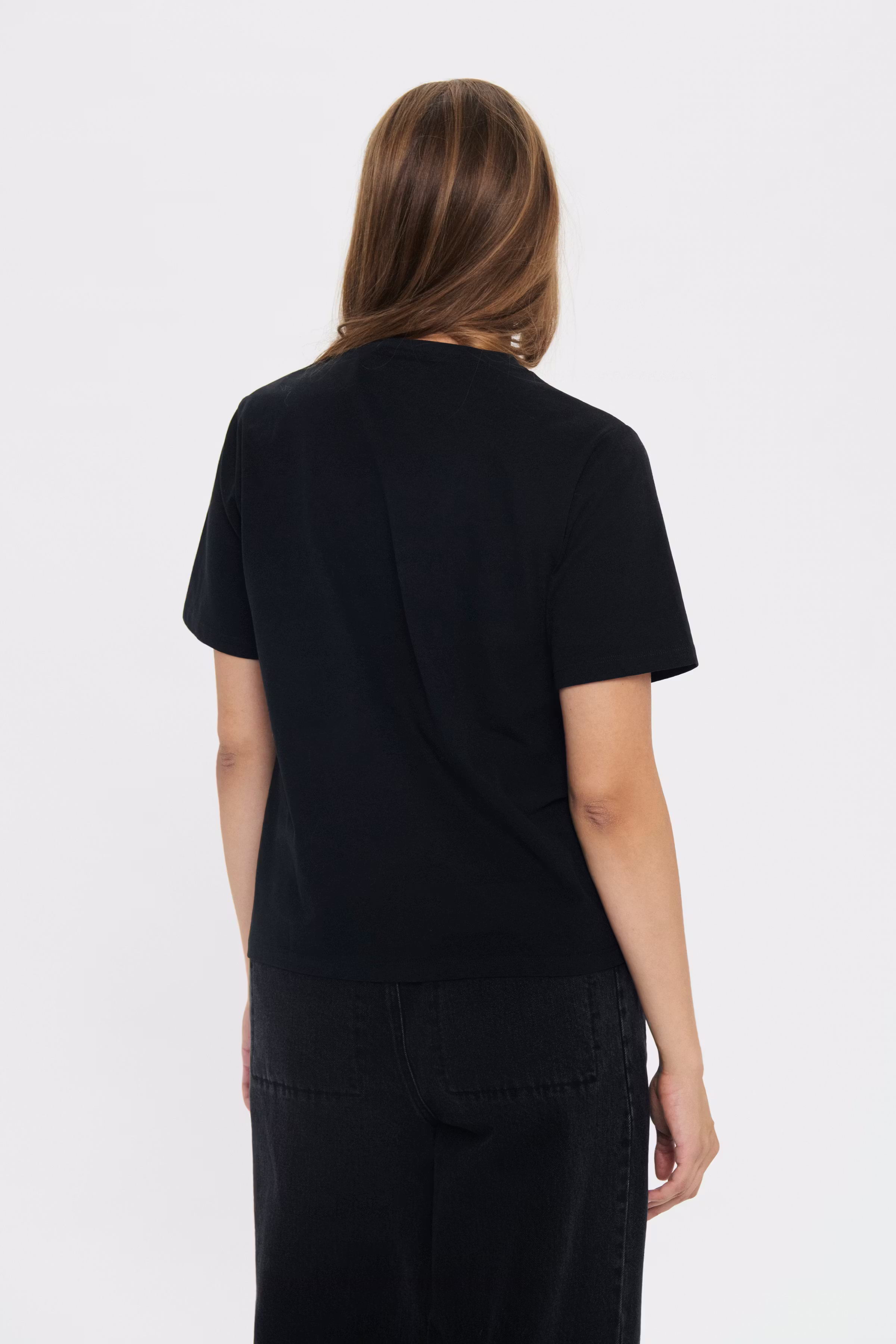 NildaSZ T-shirt LOOKBOOK BACK 30514581-193911